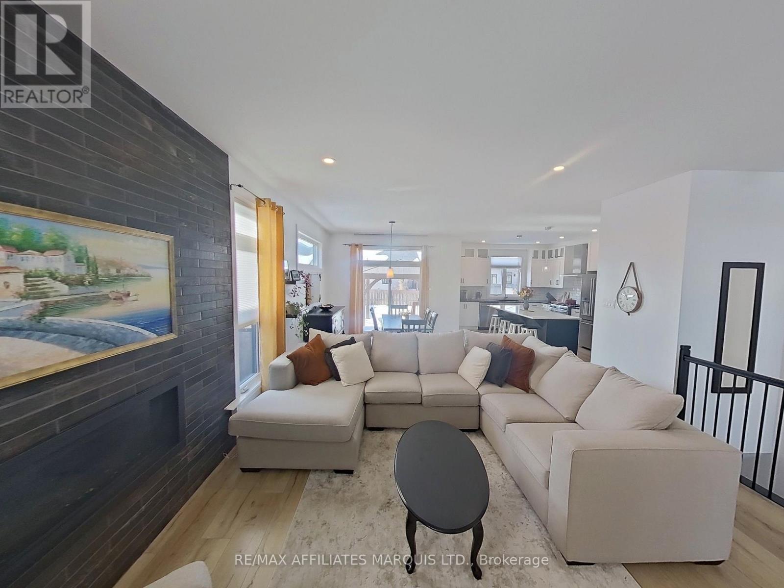 51 Nancy Street, Russell, Ontario  K0A 1W0 - Photo 6 - X12810640