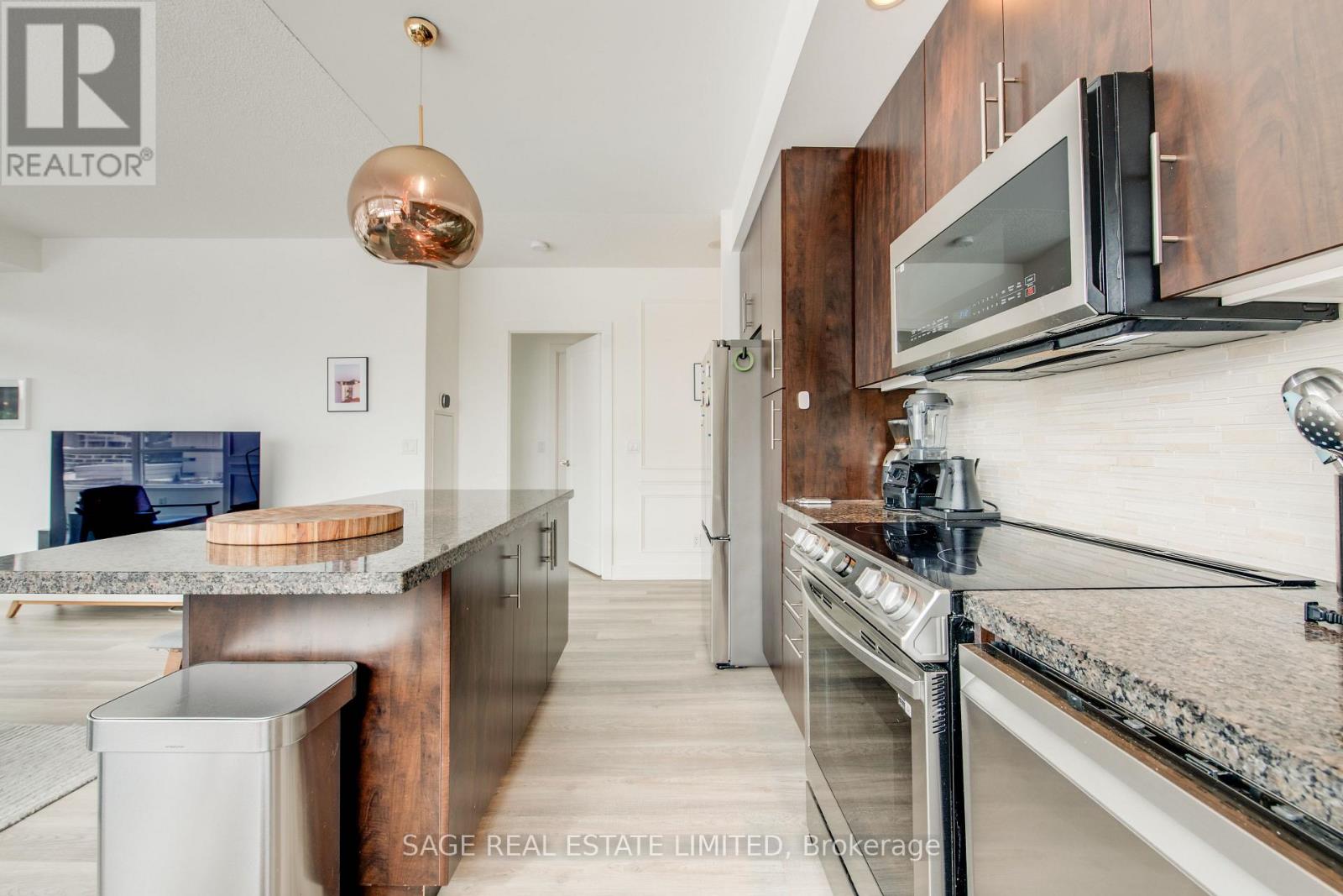 809 - 120 Homewood Avenue, Toronto, Ontario  M4Y 2J3 - Photo 10 - C12810624