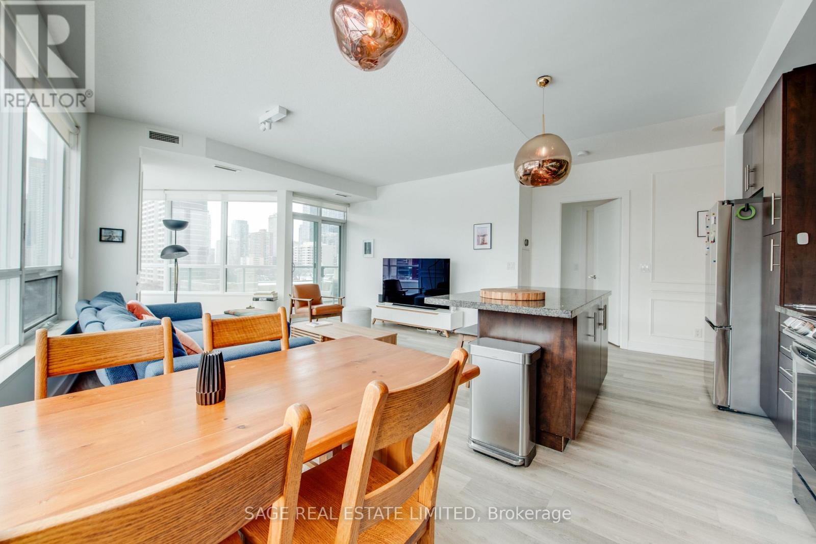 809 - 120 Homewood Avenue, Toronto, Ontario  M4Y 2J3 - Photo 12 - C12810624