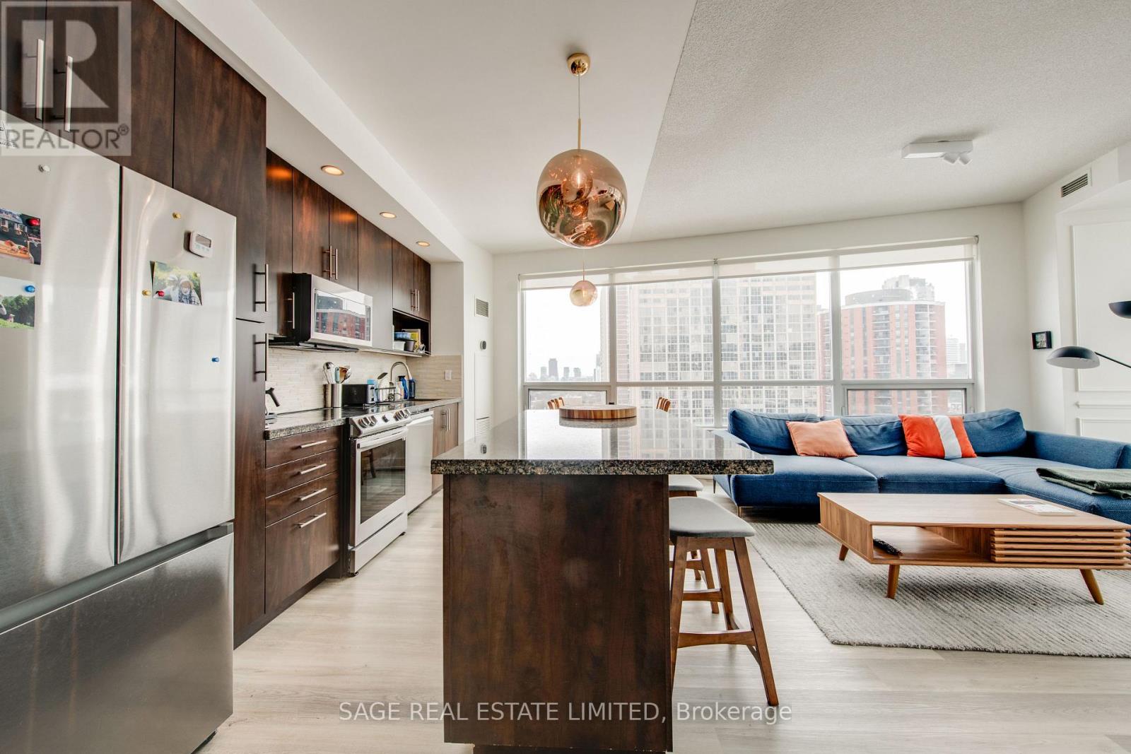 809 - 120 Homewood Avenue, Toronto, Ontario  M4Y 2J3 - Photo 6 - C12810624