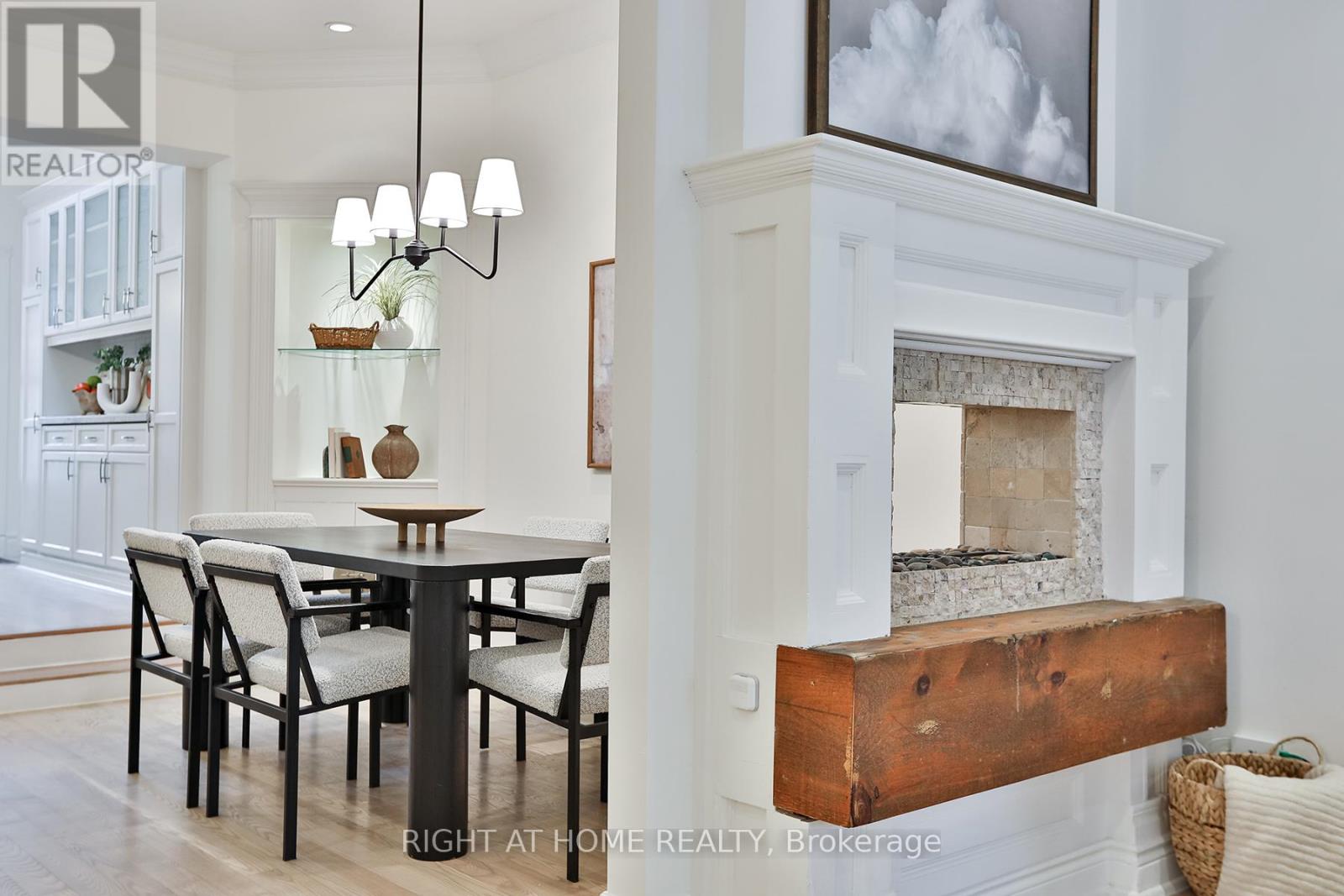 135 Parkmount Road, Toronto, Ontario  M4J 4V3 - Photo 14 - E12810644