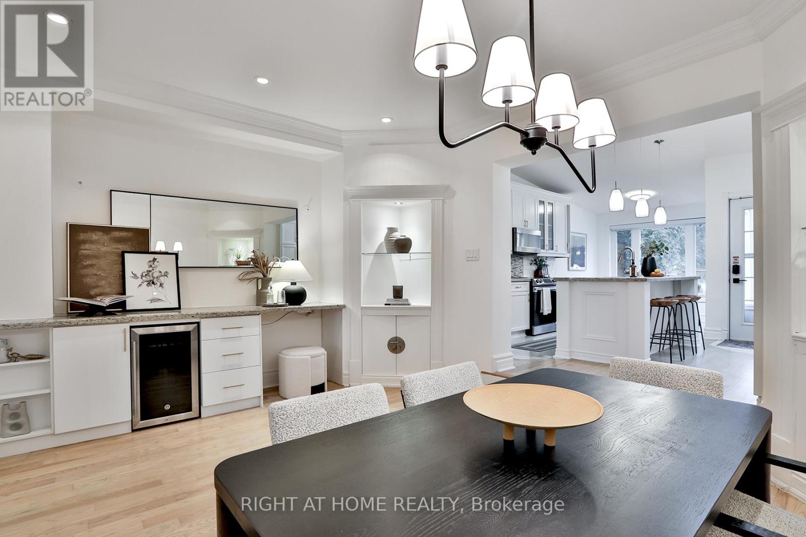 135 Parkmount Road, Toronto, Ontario  M4J 4V3 - Photo 15 - E12810644