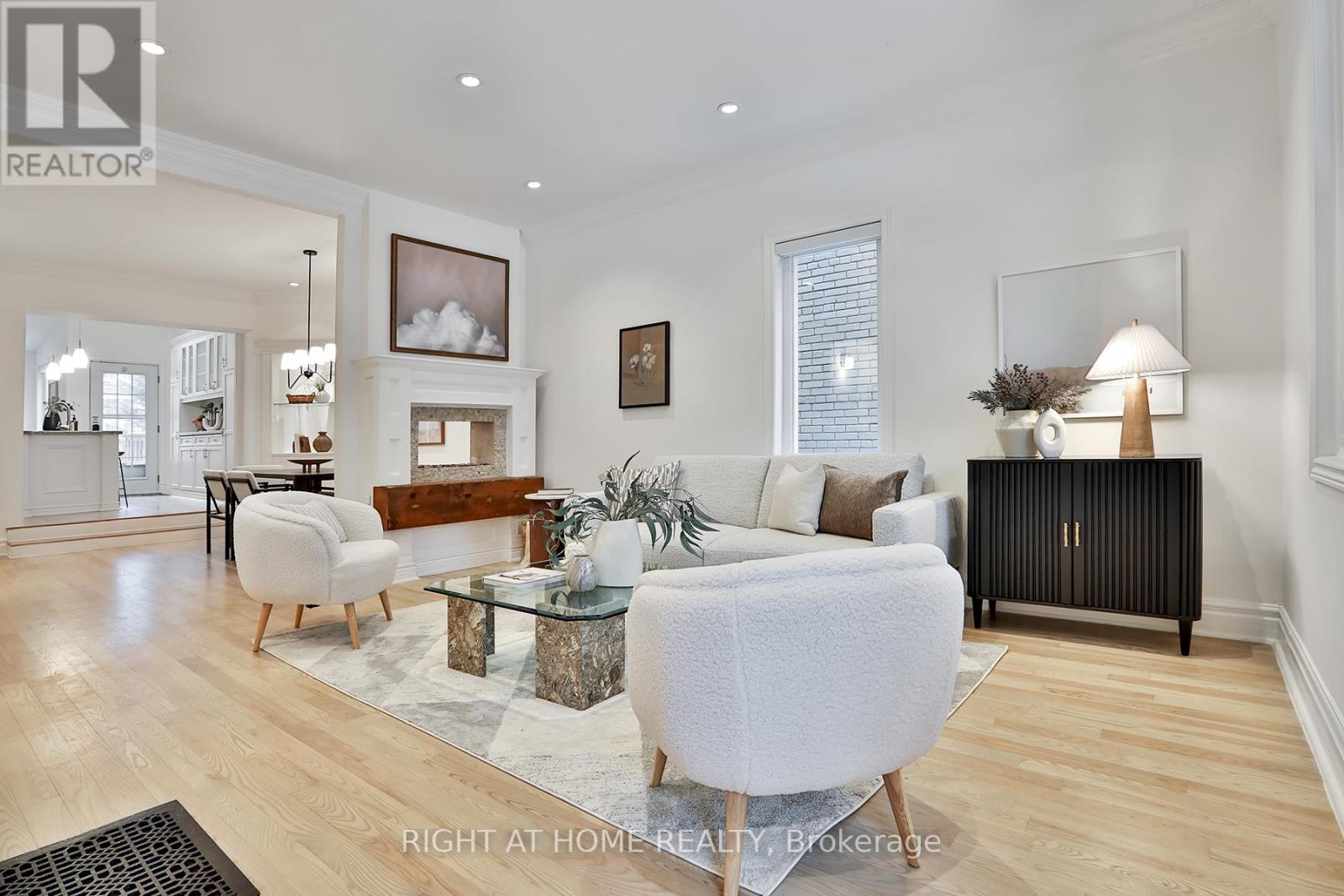 135 Parkmount Road, Toronto, Ontario  M4J 4V3 - Photo 2 - E12810644