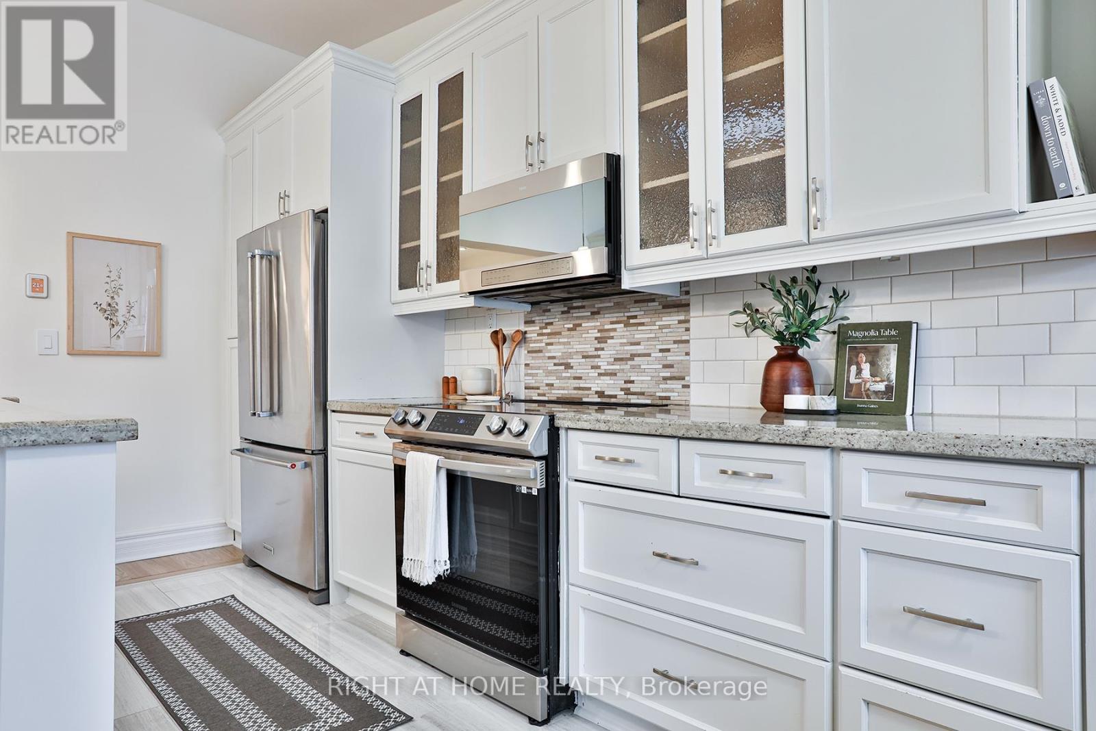 135 Parkmount Road, Toronto, Ontario  M4J 4V3 - Photo 22 - E12810644