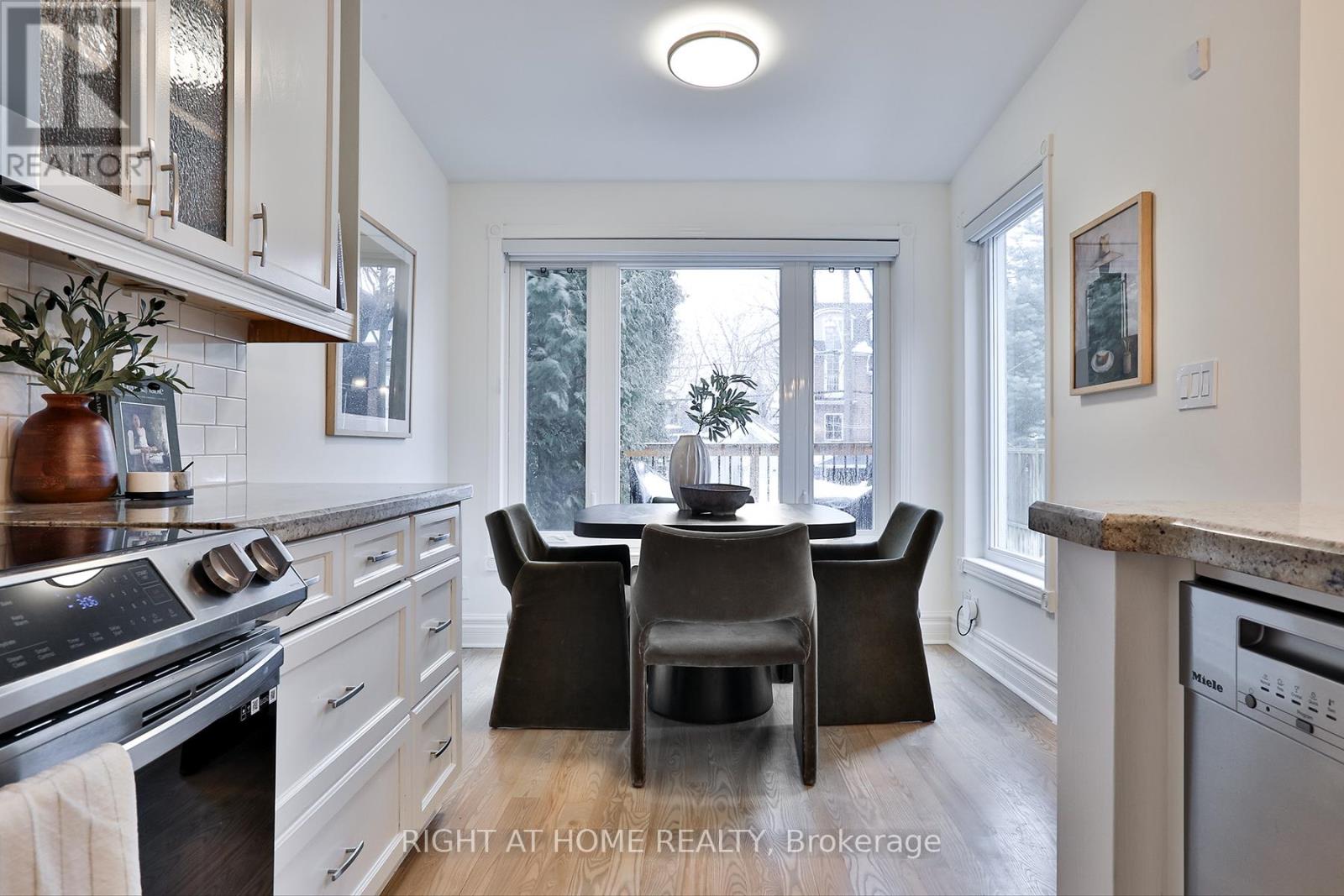 135 Parkmount Road, Toronto, Ontario  M4J 4V3 - Photo 24 - E12810644