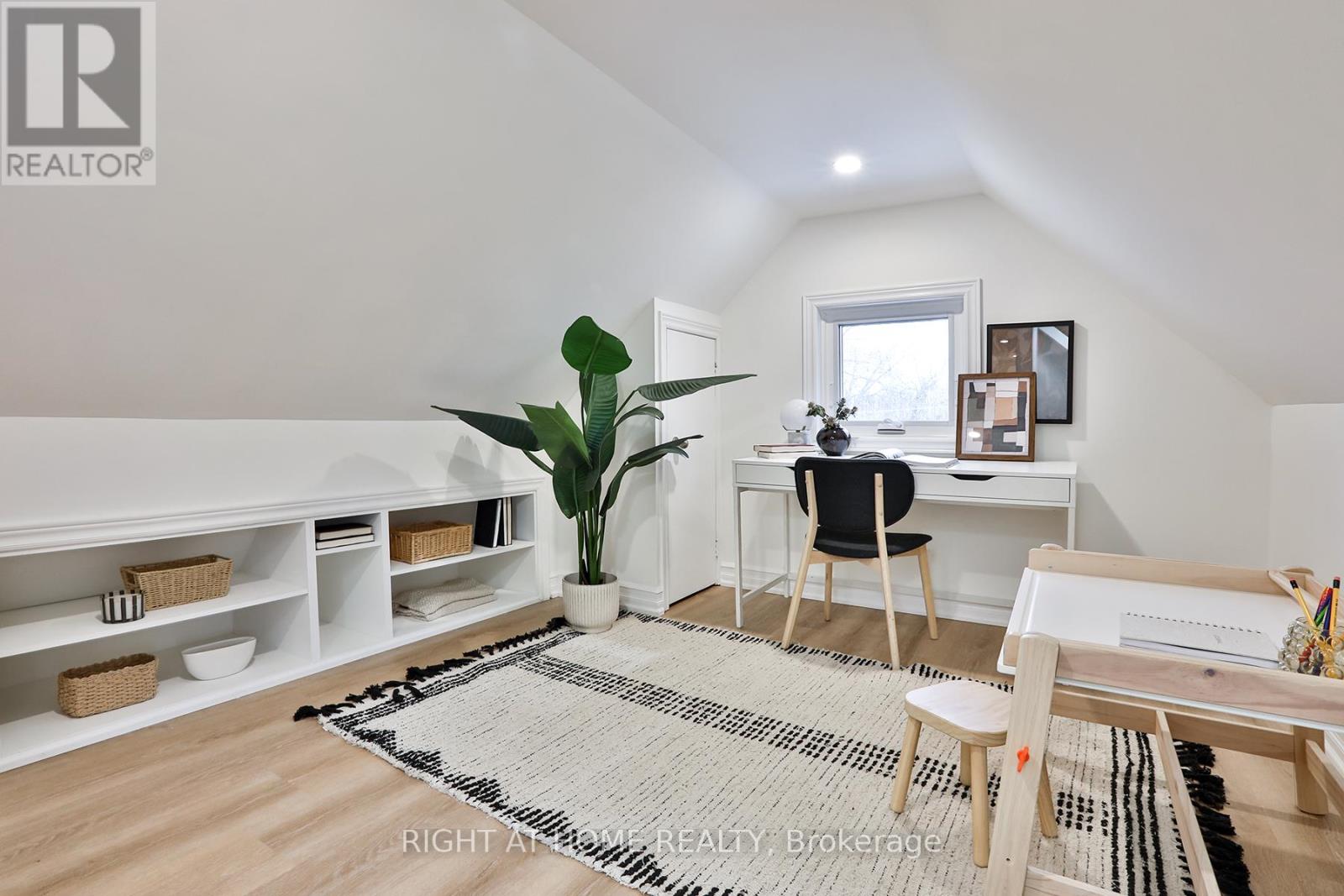 135 Parkmount Road, Toronto, Ontario  M4J 4V3 - Photo 37 - E12810644