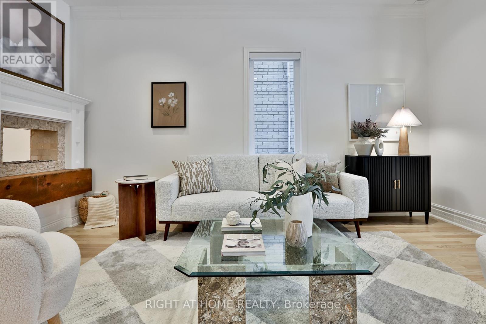 135 Parkmount Road, Toronto, Ontario  M4J 4V3 - Photo 4 - E12810644