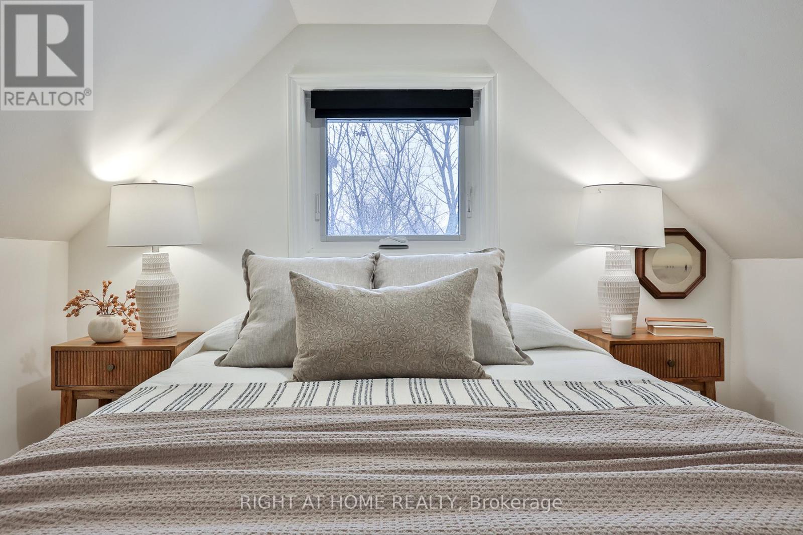 135 Parkmount Road, Toronto, Ontario  M4J 4V3 - Photo 40 - E12810644