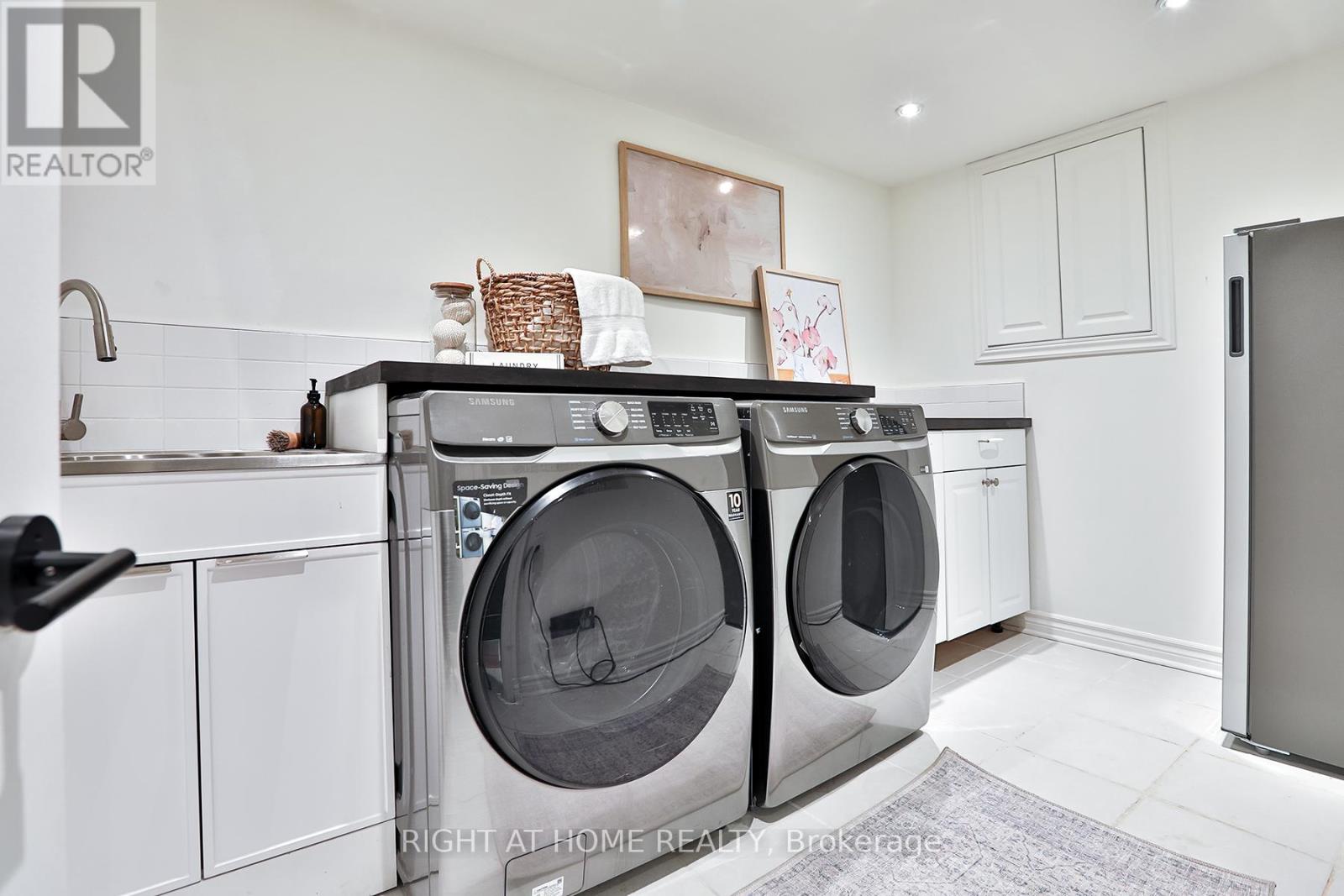 135 Parkmount Road, Toronto, Ontario  M4J 4V3 - Photo 47 - E12810644