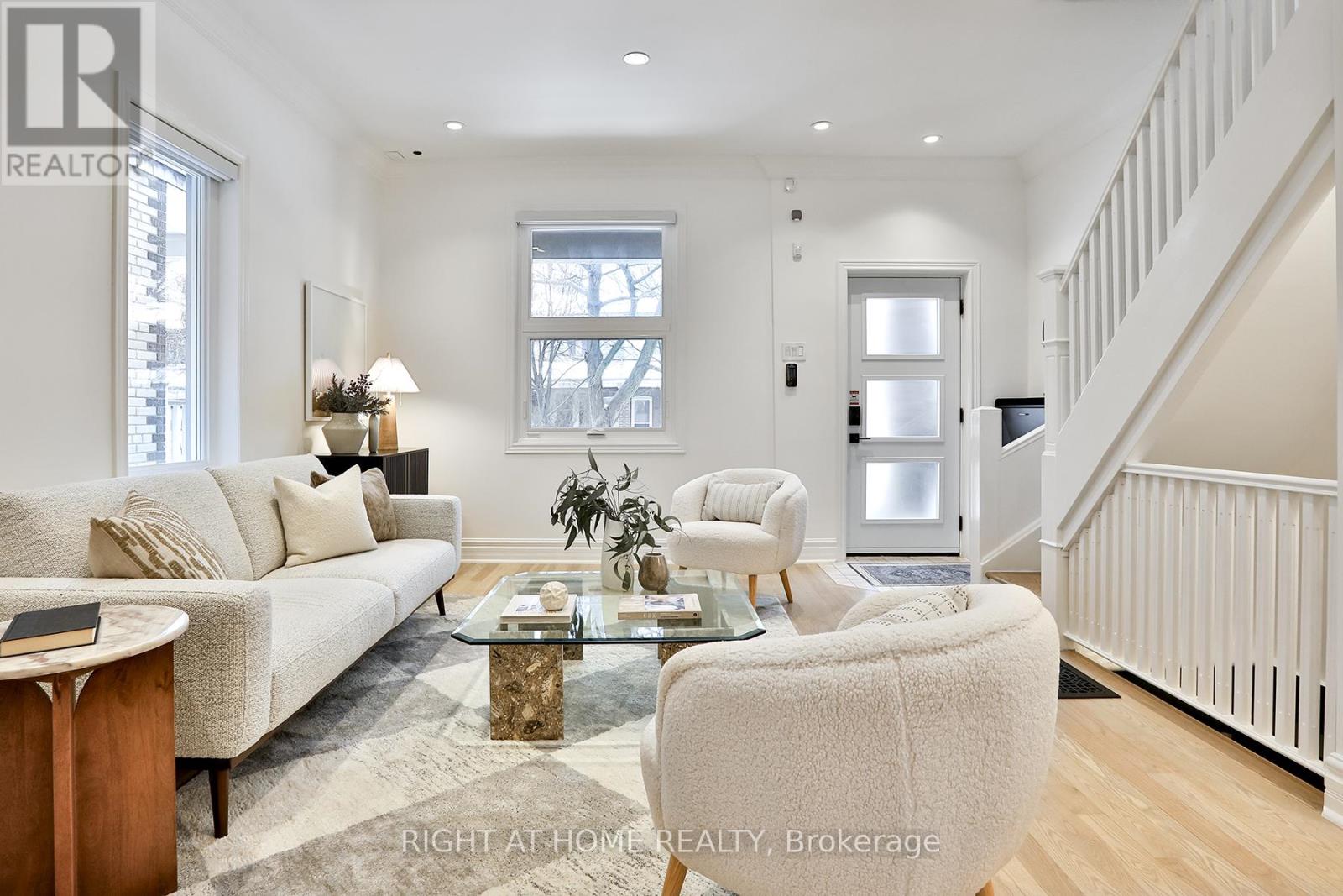 135 Parkmount Road, Toronto, Ontario  M4J 4V3 - Photo 5 - E12810644