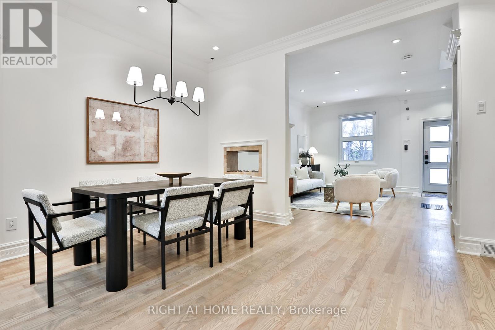 135 Parkmount Road, Toronto, Ontario  M4J 4V3 - Photo 9 - E12810644