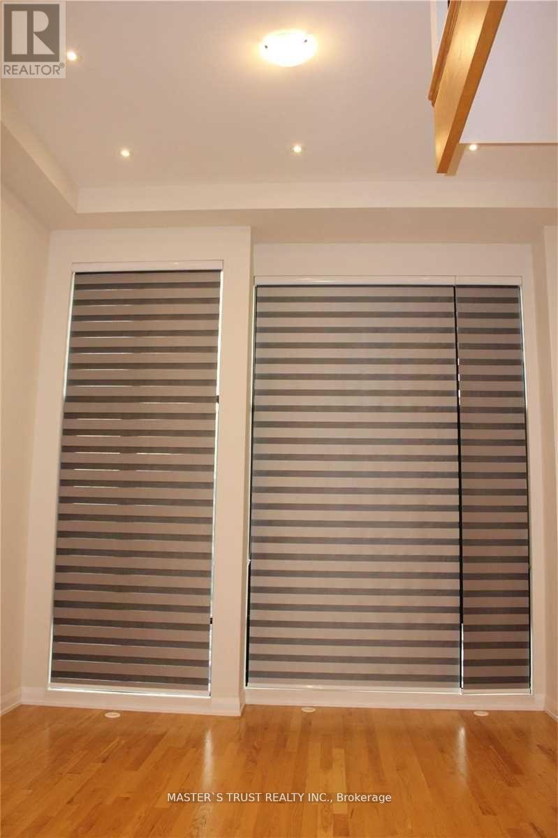 5 Jodphur Lane, Richmond Hill, Ontario  L4C 3X3 - Photo 13 - N12810632