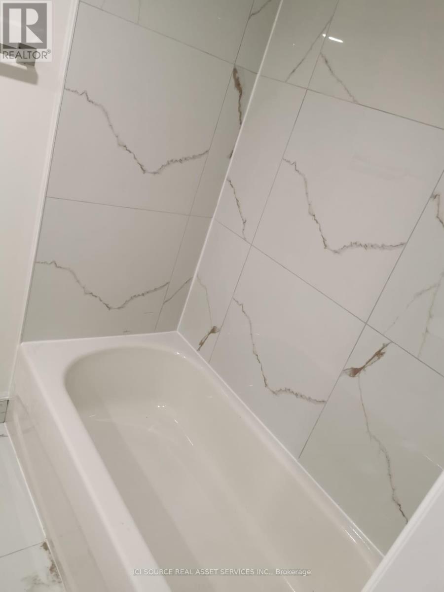 Bsmt - 85 Maddybeth Crescent, Brampton, Ontario  L6Y 5R6 - Photo 9 - W12810604