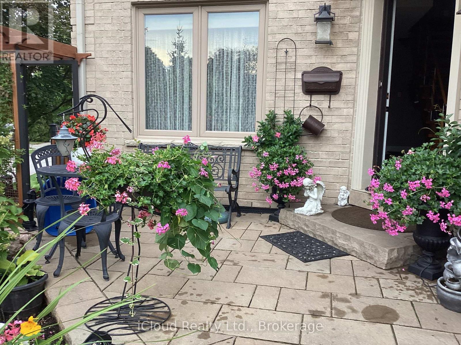 6539 Tripoli Terrace, Mississauga, Ontario  L5N 4L1 - Photo 39 - W12810606
