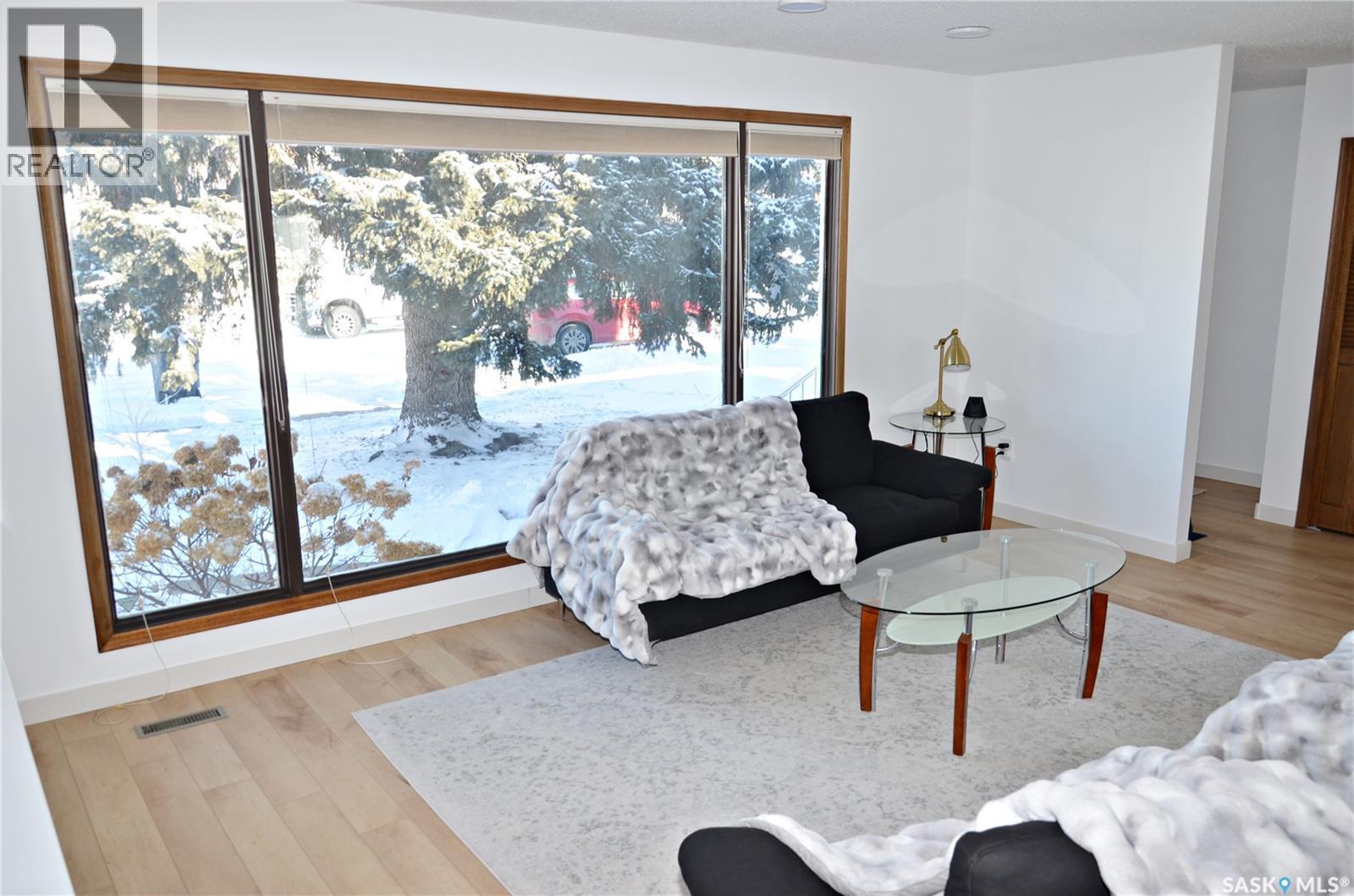 28 Malta Crescent, Saskatoon, Saskatchewan  S7L 3W1 - Photo 4 - SK028982