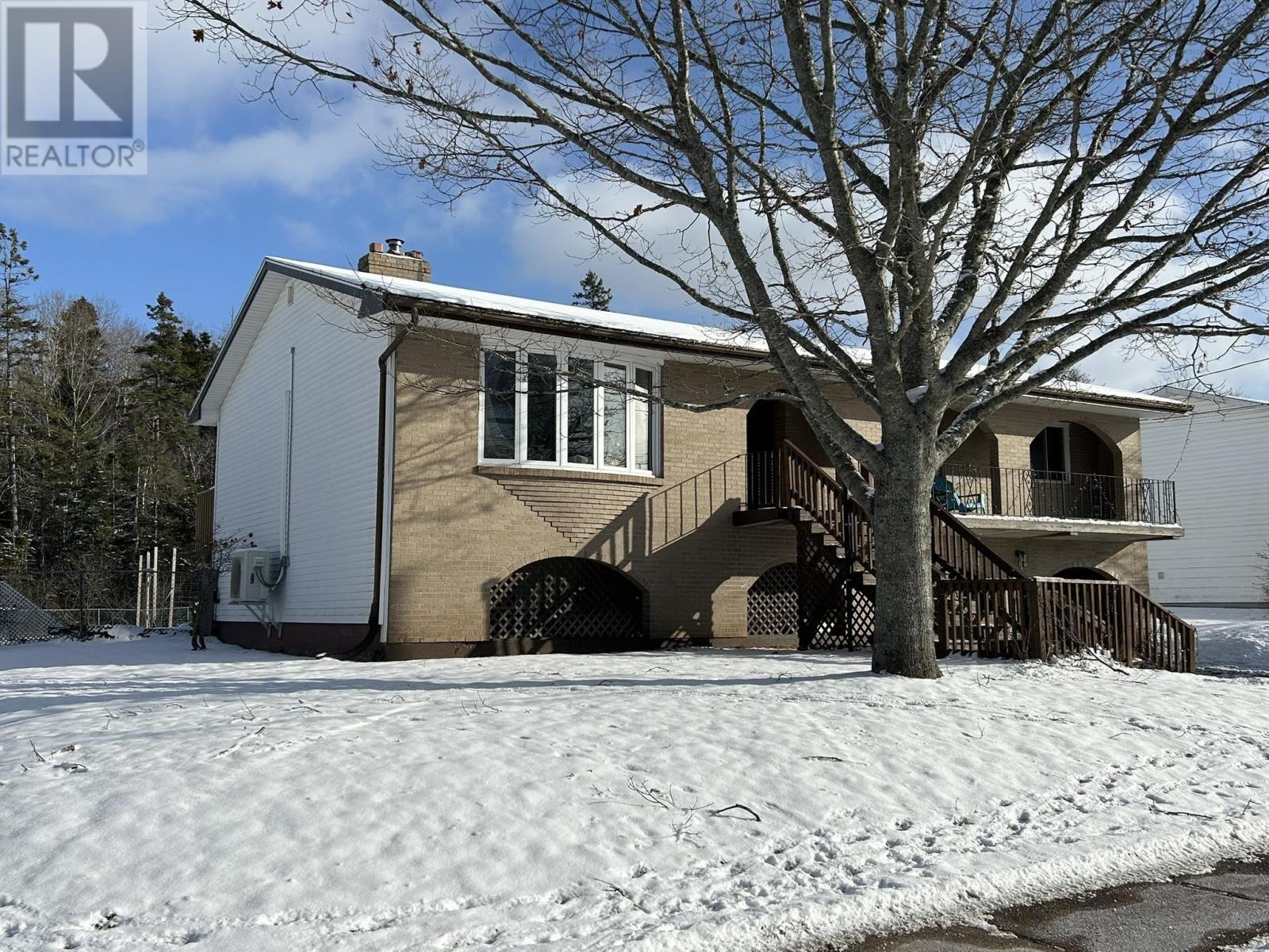 77 Harris Avenue, Truro, Nova Scotia  B2N 3N3 - Photo 3 - 202600183