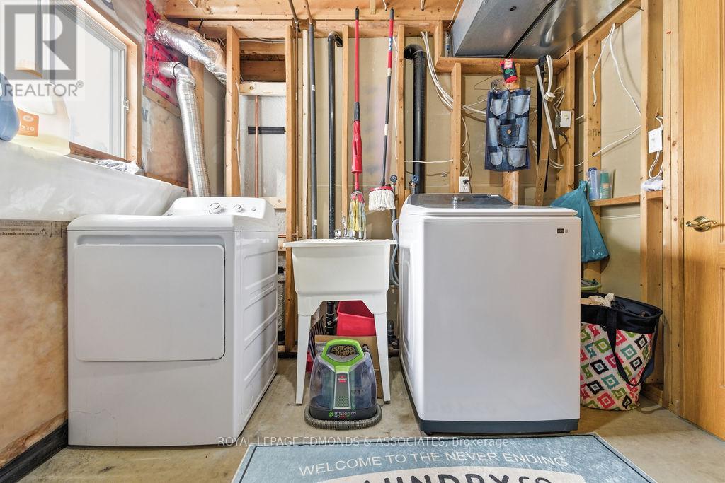 28 Bob Seguin Drive, Laurentian Hills, Ontario  K0J 1J0 - Photo 30 - X12810670