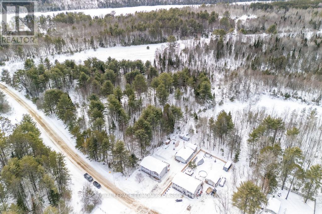 28 Bob Seguin Drive, Laurentian Hills, Ontario  K0J 1J0 - Photo 31 - X12810670