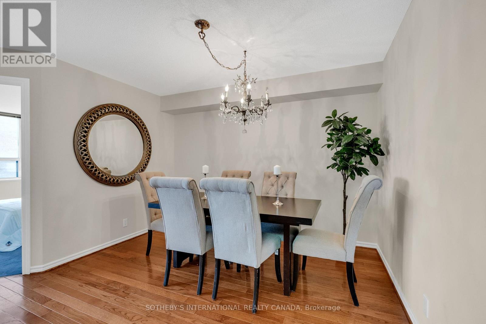 610 - 265 Ridley Boulevard, Toronto, Ontario  M5M 4N8 - Photo 10 - C12810696