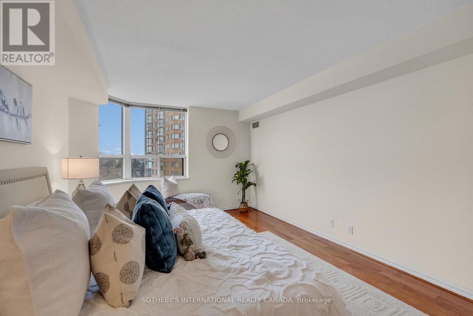 610 - 265 Ridley Boulevard, Toronto, Ontario  M5M 4N8 - Photo 15 - C12810696