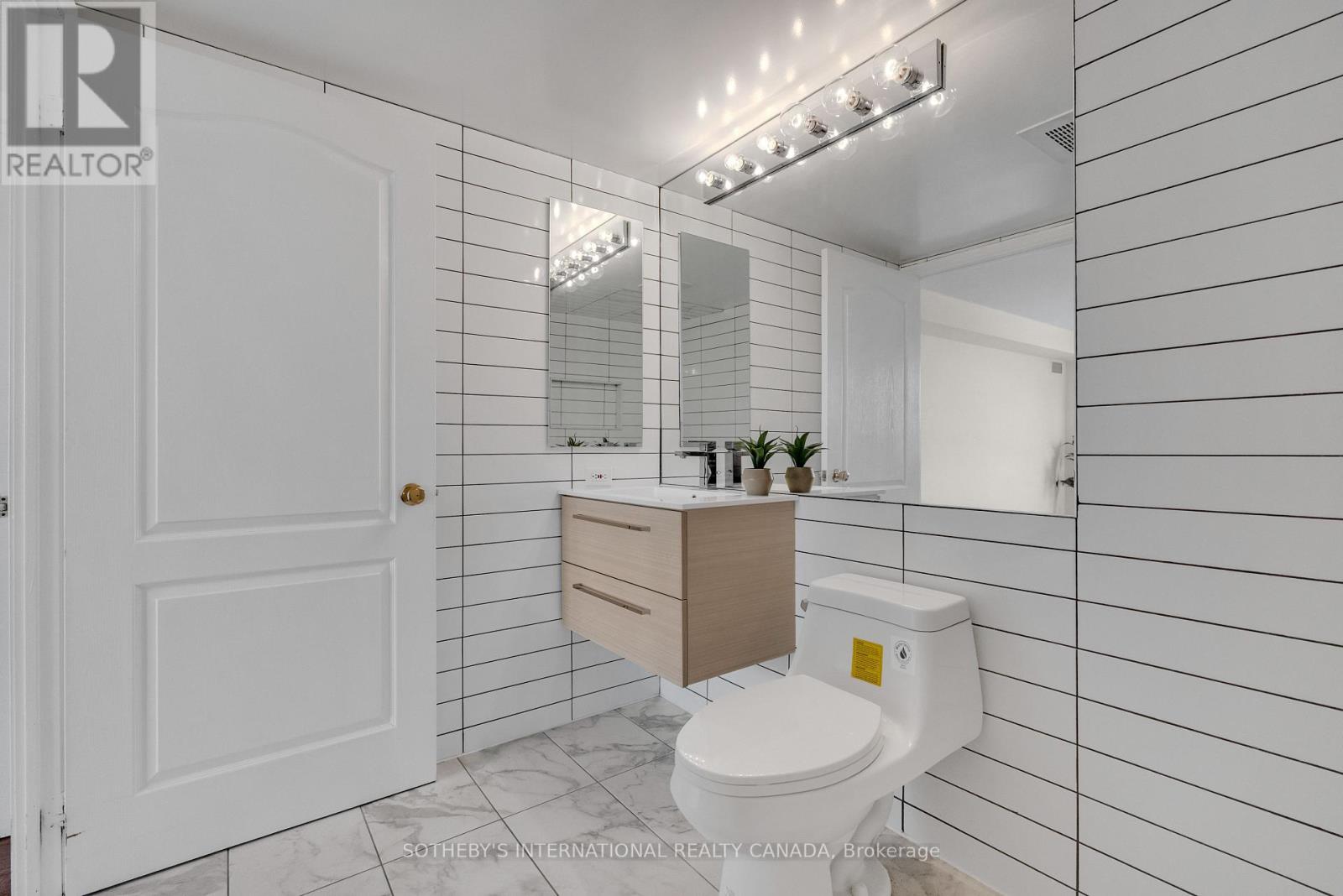 610 - 265 Ridley Boulevard, Toronto, Ontario  M5M 4N8 - Photo 17 - C12810696