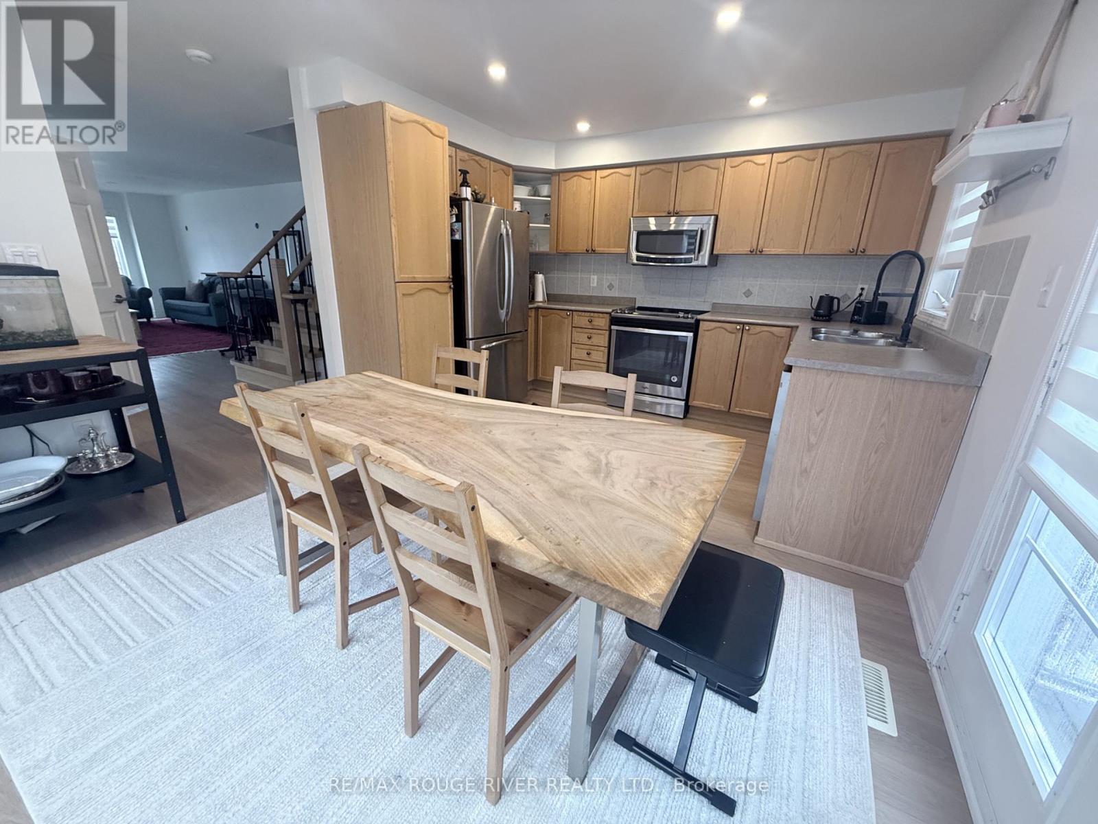 16 Lawrencetown Street, Ajax, Ontario  L1S 0B8 - Photo 12 - E12810690