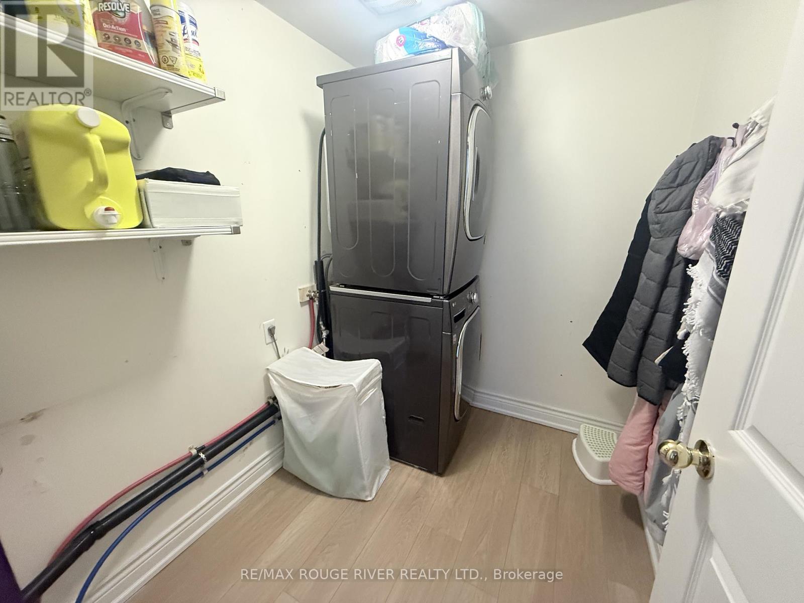 16 Lawrencetown Street, Ajax, Ontario  L1S 0B8 - Photo 28 - E12810690