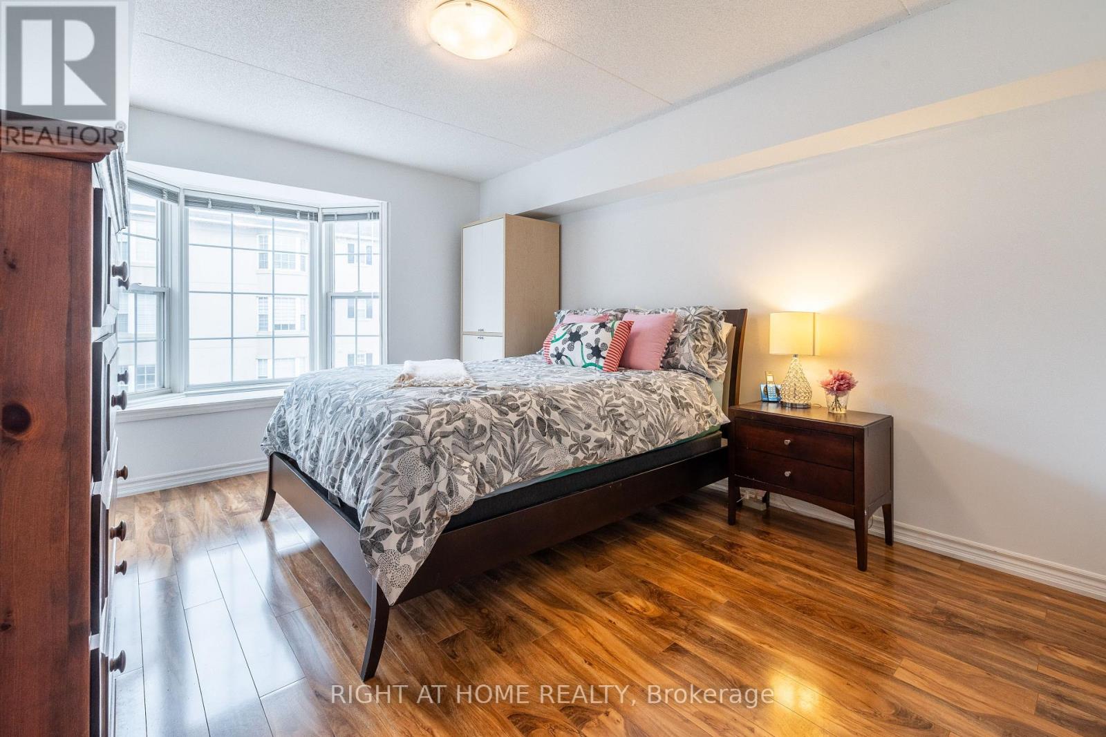 311 - 1441 Walker's Line, Burlington, Ontario  L7M 4P2 - Photo 13 - W12629286