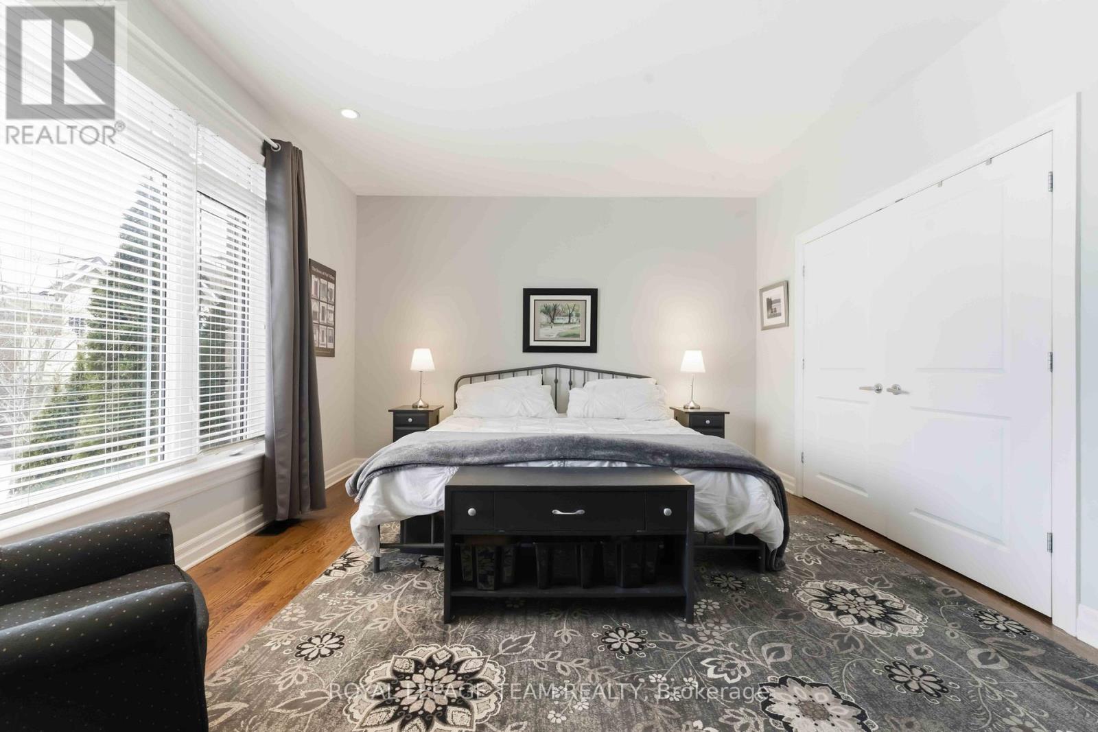 6 Waterford Way, Ottawa, Ontario  K2E 7V4 - Photo 17 - X12809124