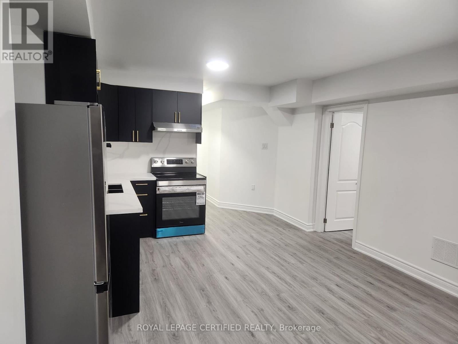 4302 Dennis Avenue, Lincoln (Beamsville), Ontario  L3J 1N3 - Photo 10 - X12810698