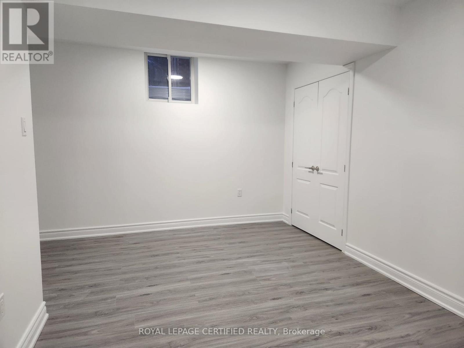 4302 Dennis Avenue, Lincoln (Beamsville), Ontario  L3J 1N3 - Photo 11 - X12810698