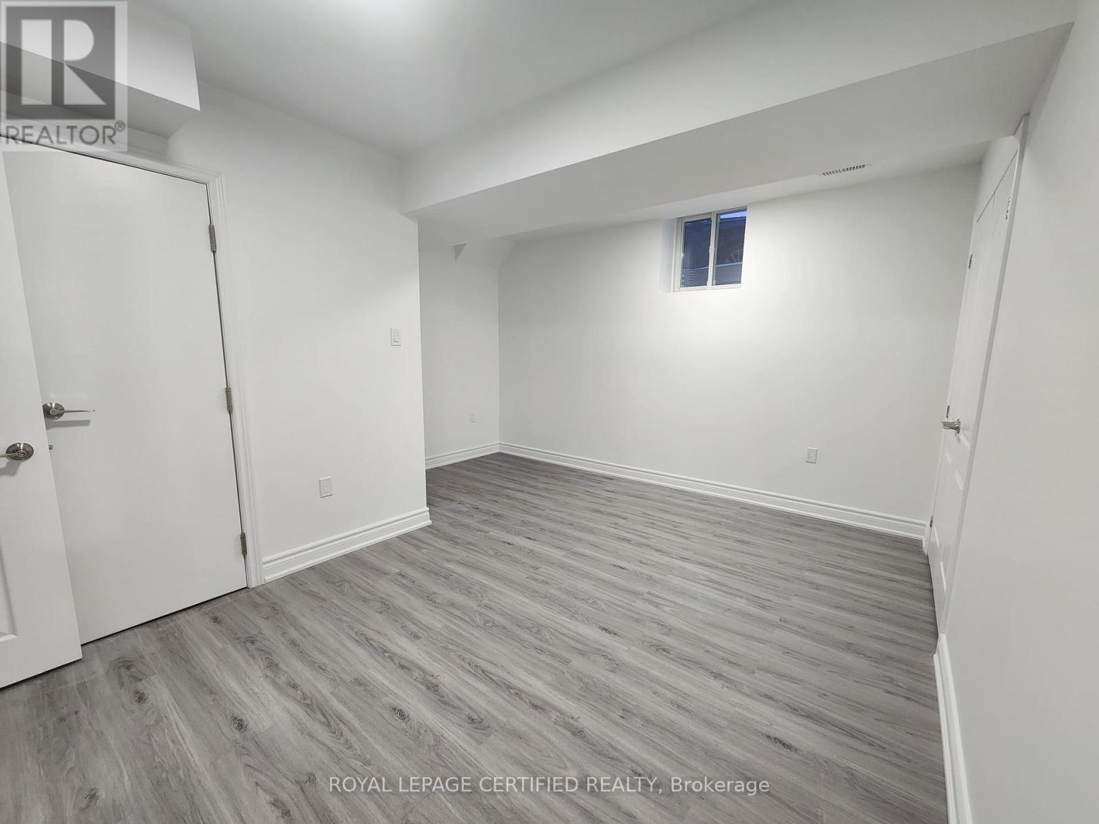 4302 Dennis Avenue, Lincoln (Beamsville), Ontario  L3J 1N3 - Photo 12 - X12810698