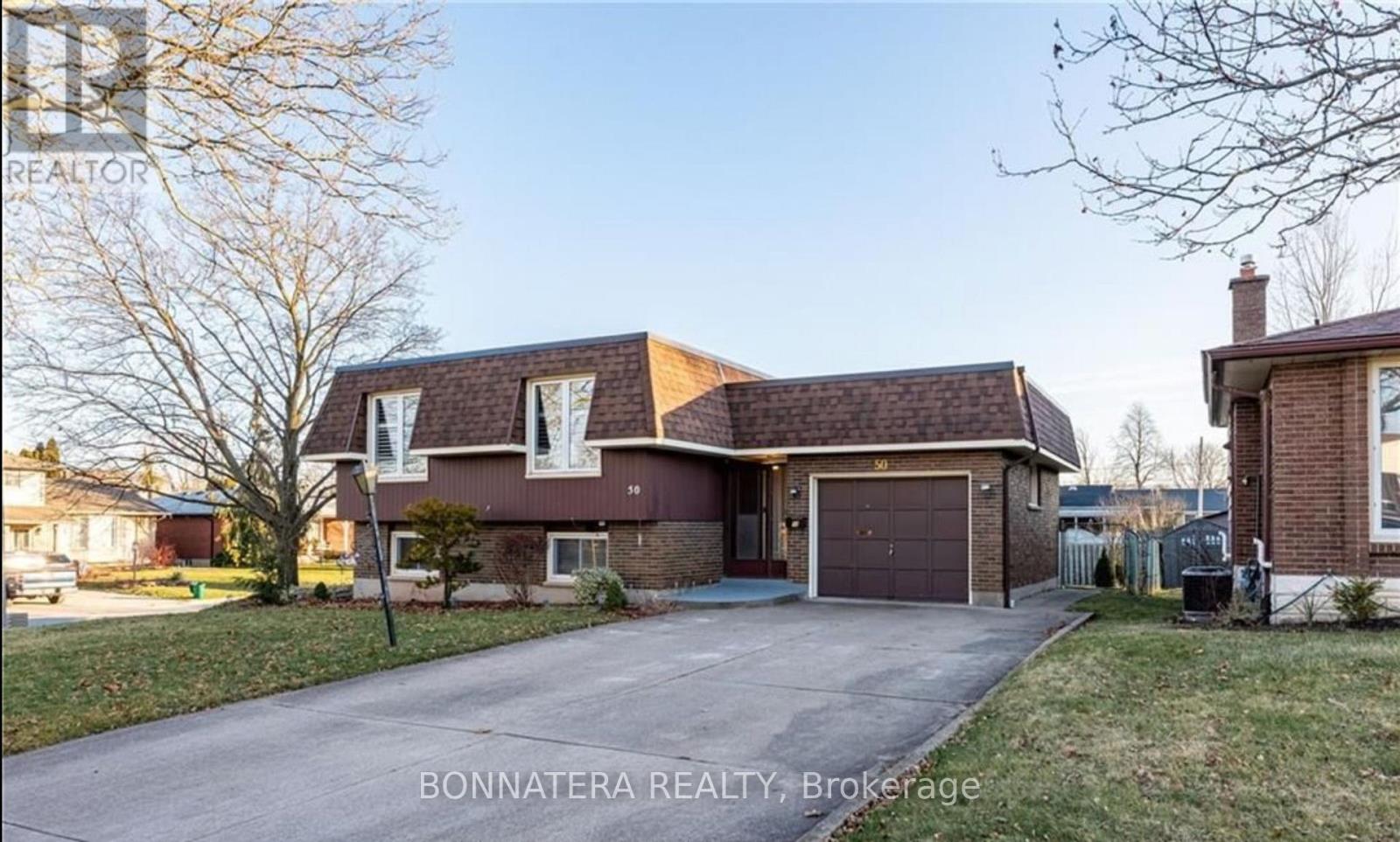 UPPER UNIT - 50 CEDARDALE AVENUE, St. Catharines, Ontario