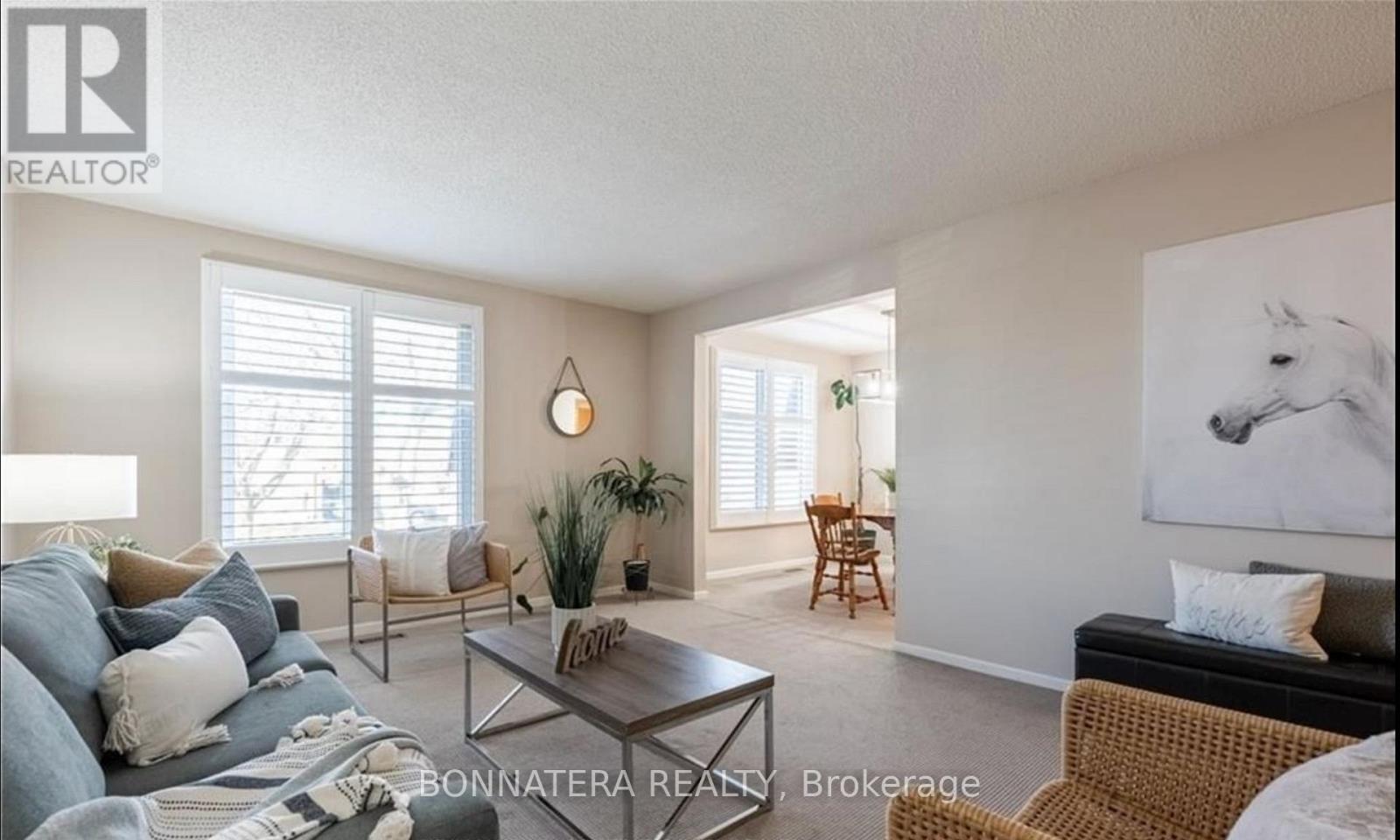 Upper Unit - 50 Cedardale Avenue, St. Catharines, Ontario  L2P 1B5 - Photo 3 - X12810700