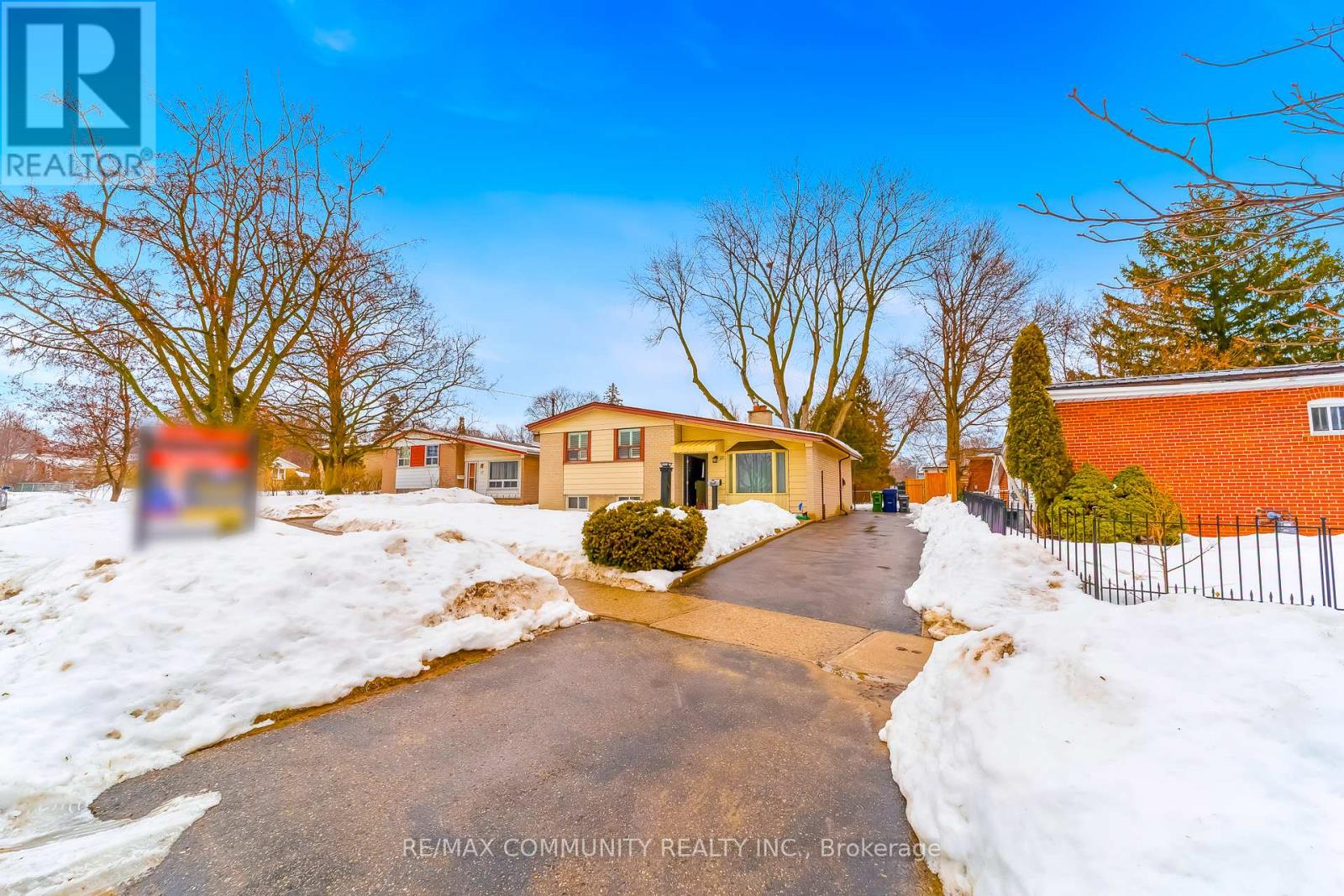 15 BEN STANTON BOULEVARD, Toronto, Ontario