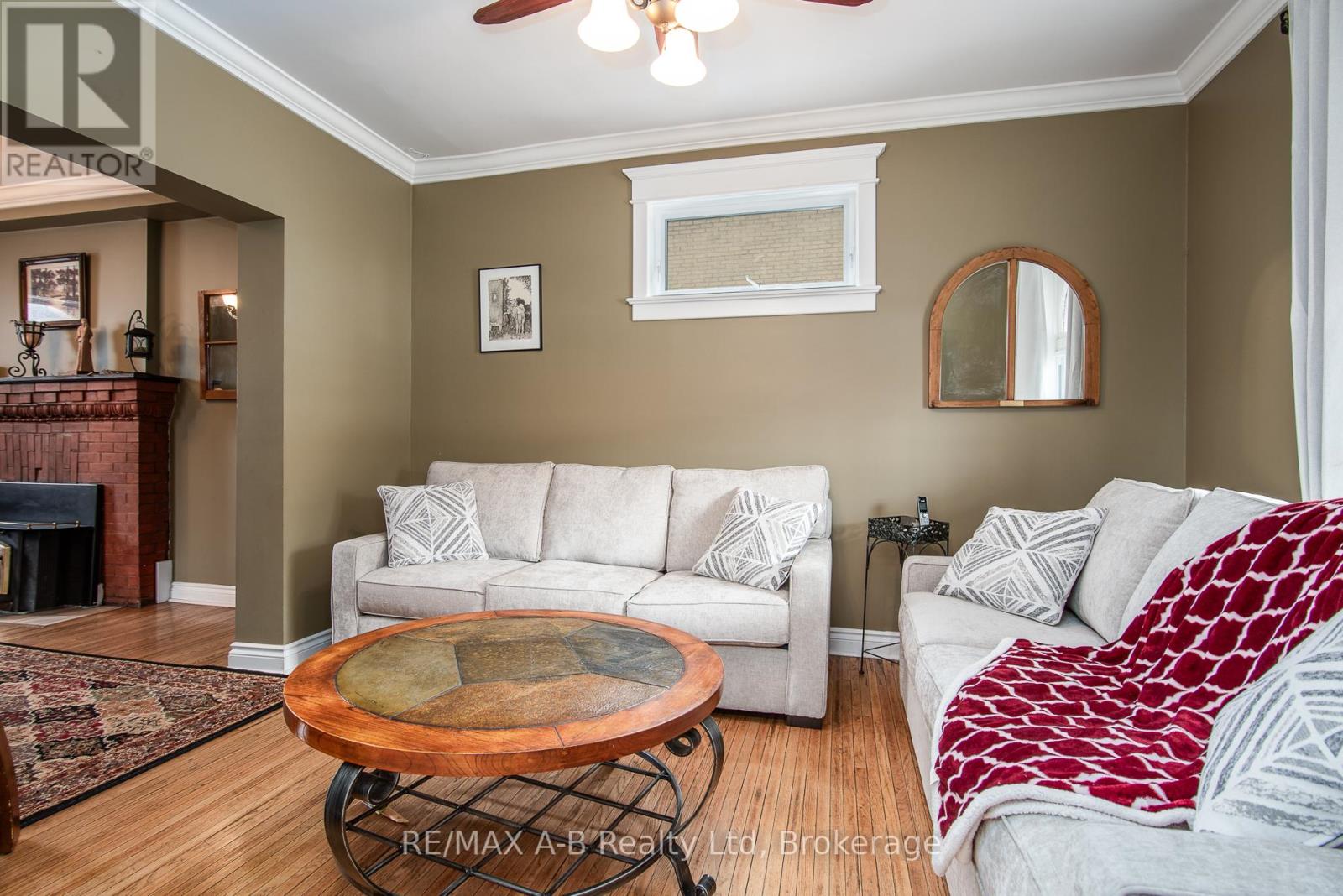 56 West Gore Street, Stratford, Ontario  N5A 1J8 - Photo 12 - X12810728