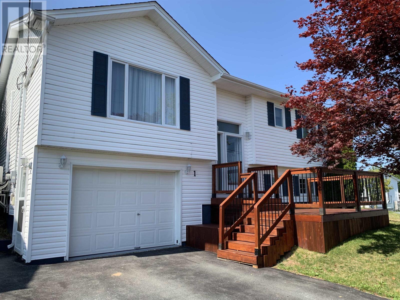 1 Cassandra Drive, Dartmouth, Nova Scotia  B2W 6H3 - Photo 2 - 202522277