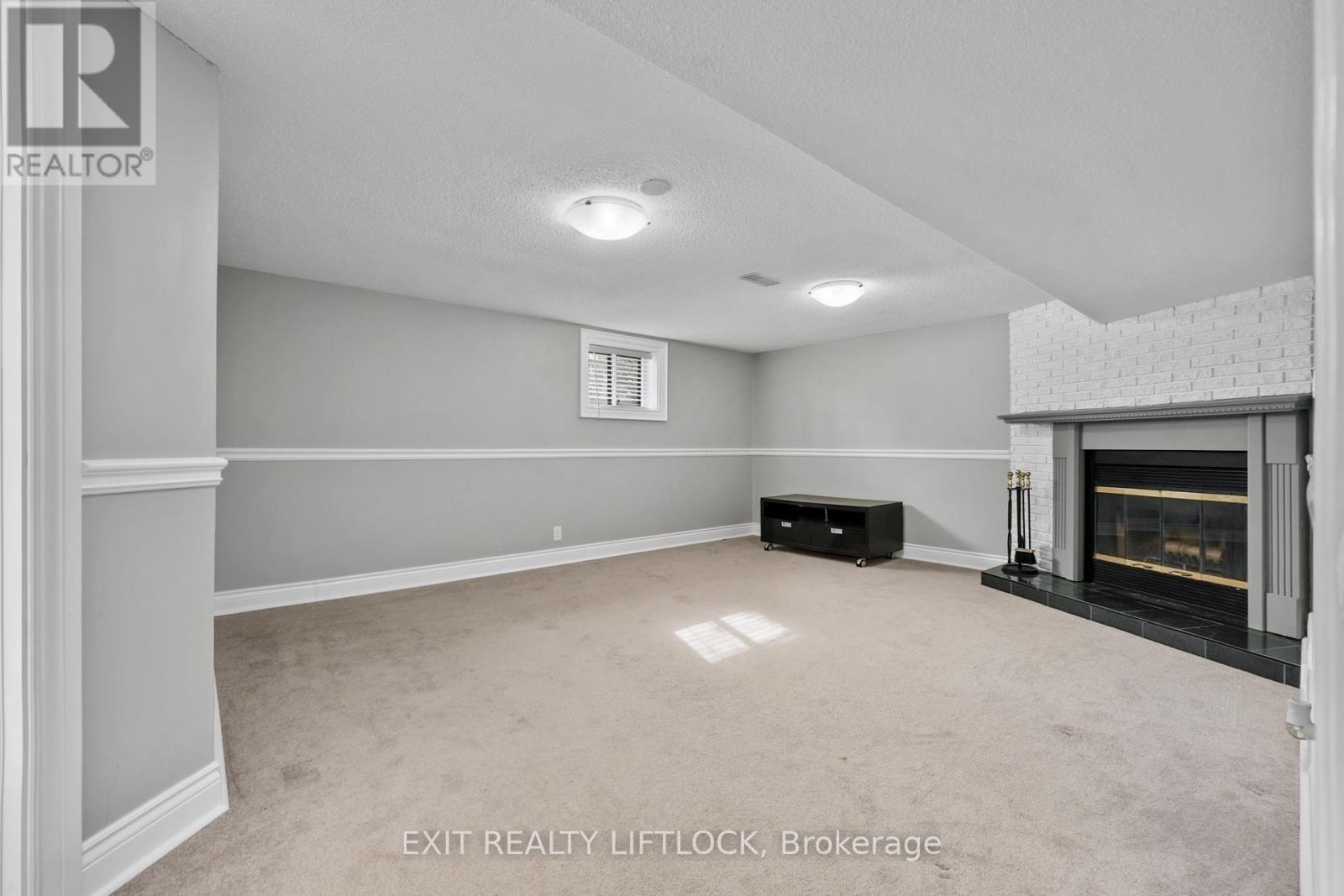 1018 Meadowview Road, Kawartha Lakes, Ontario  K0L 2W0 - Photo 22 - X12810800