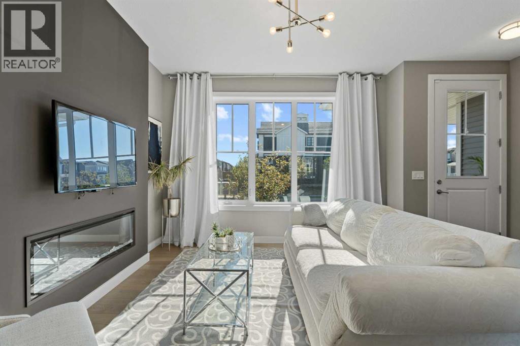 332 Lawthorn Way Se, Airdrie, Alberta  T4A 3M7 - Photo 7 - A2287750