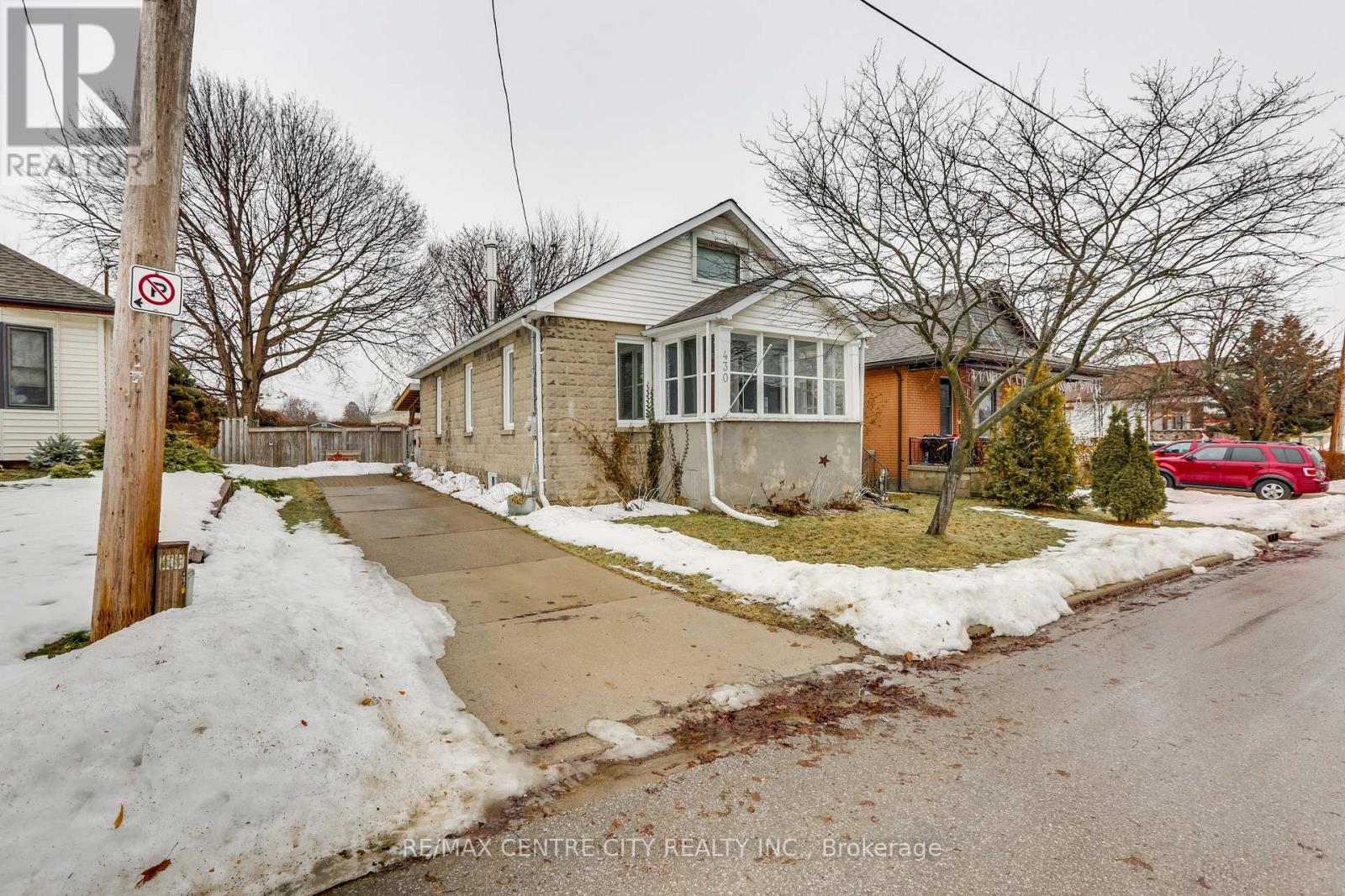 430 Kathleen Avenue, London East, Ontario  N5W 4Y9 - Photo 2 - X12810748