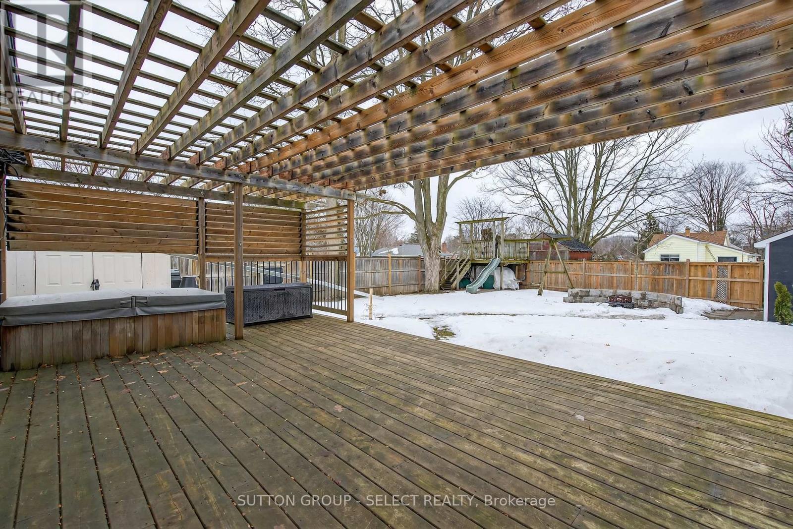 45 Upper Avenue, London North, Ontario  N6H 2L5 - Photo 39 - X12810752