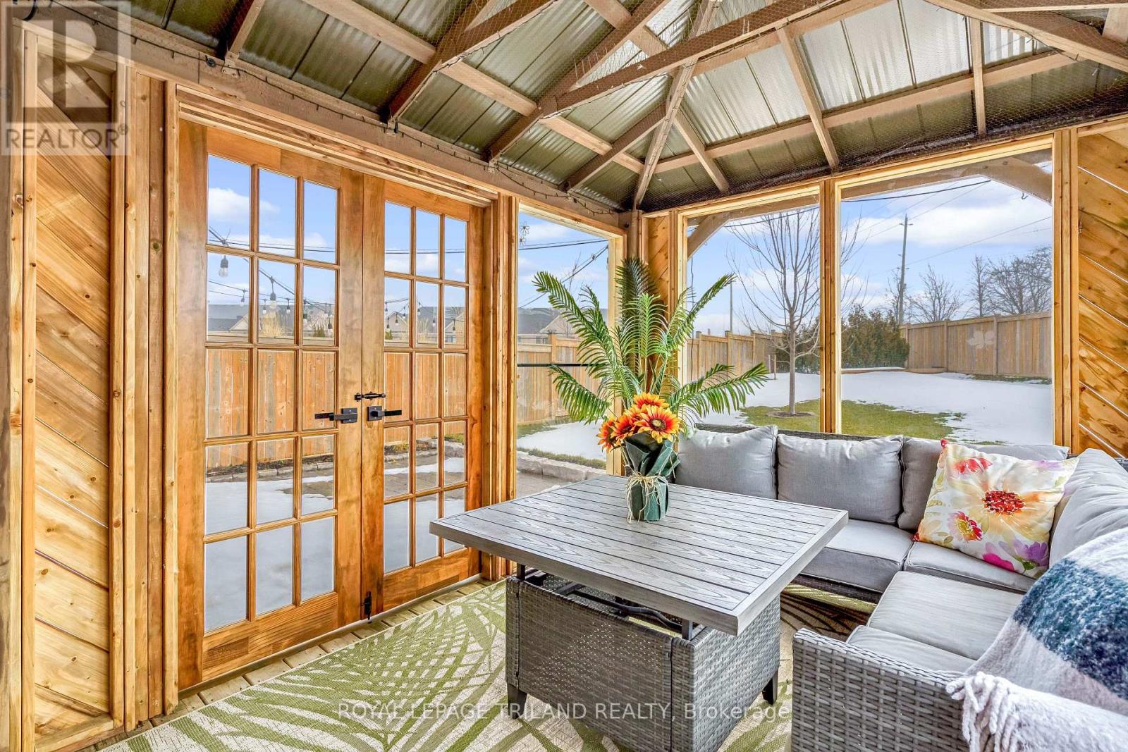 52 Charter Creek Court, St. Thomas, Ontario  N5R 0L3 - Photo 18 - X12810788