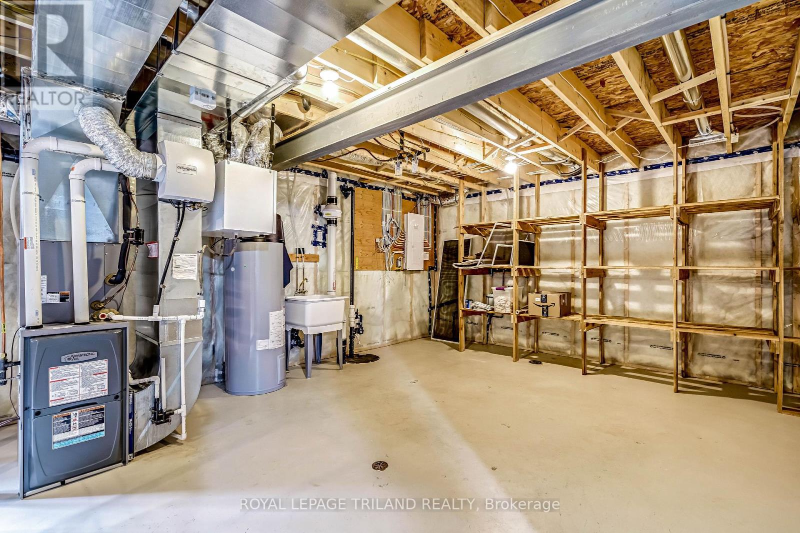 52 Charter Creek Court, St. Thomas, Ontario  N5R 0L3 - Photo 35 - X12810788