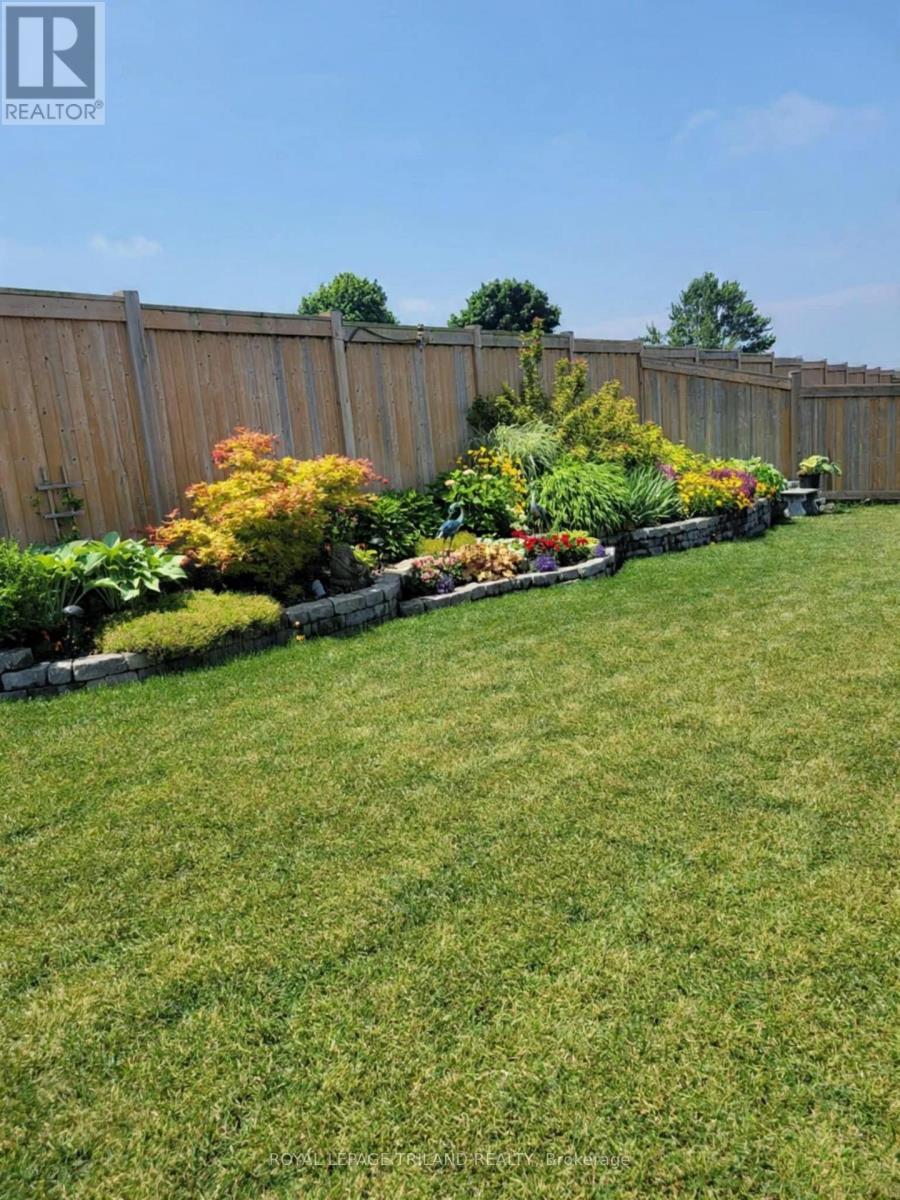 52 Charter Creek Court, St. Thomas, Ontario  N5R 0L3 - Photo 42 - X12810788