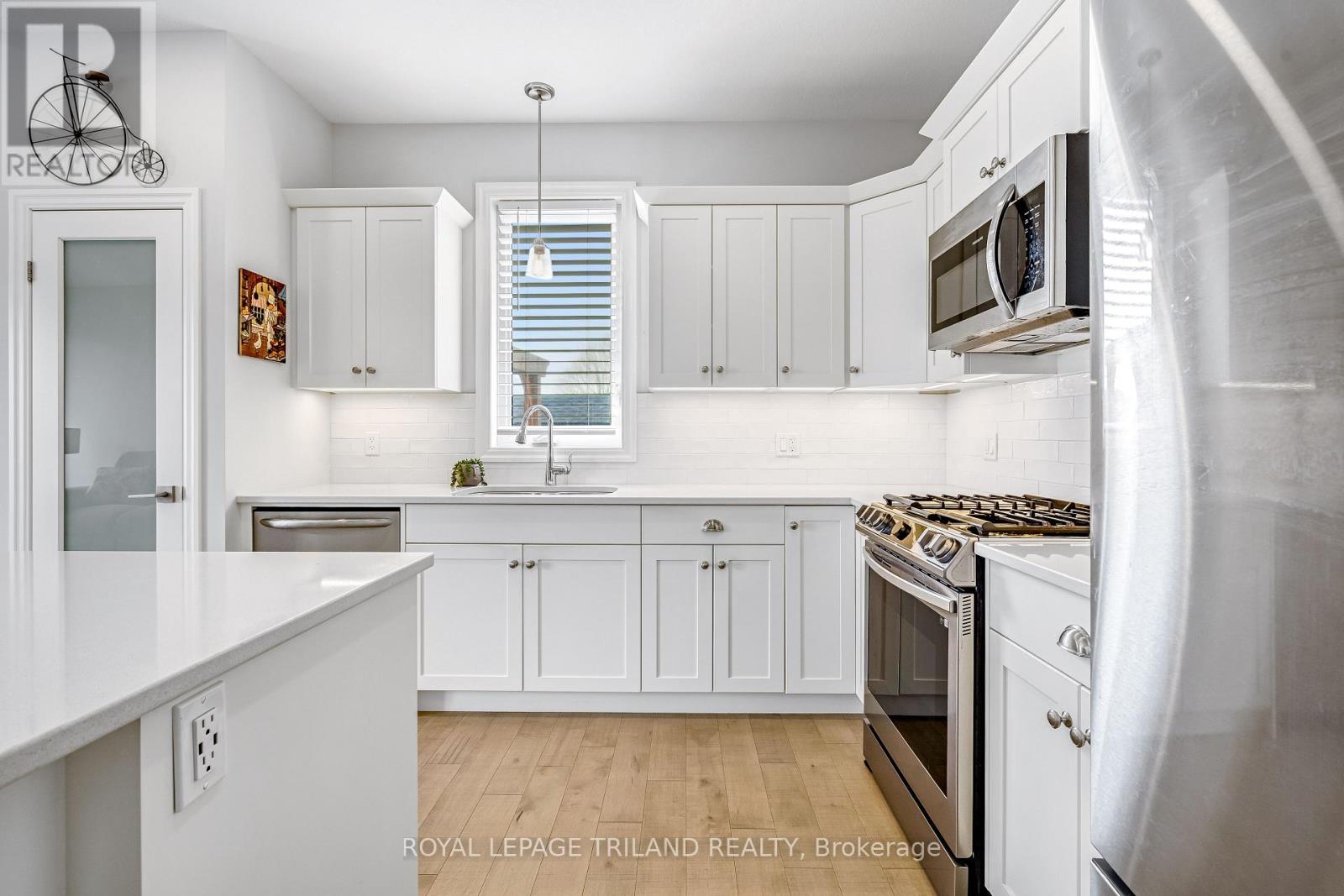 52 Charter Creek Court, St. Thomas, Ontario  N5R 0L3 - Photo 6 - X12810788