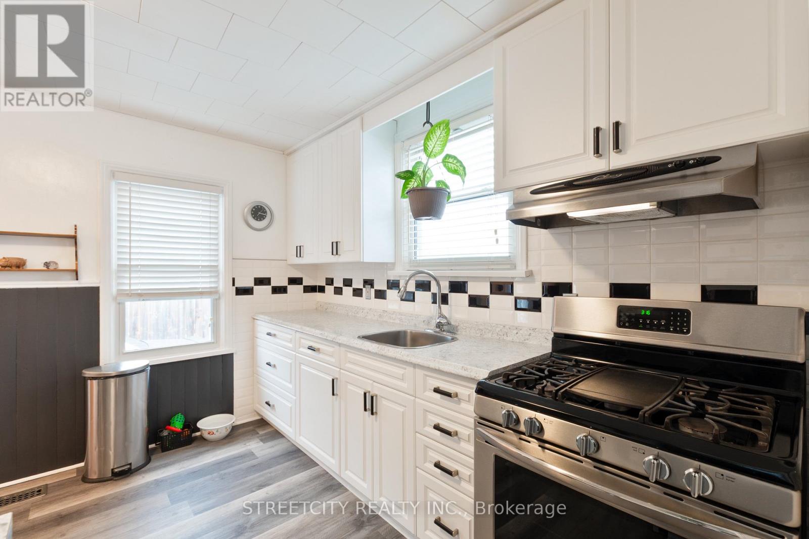 777 Hounsfield Street, Woodstock, Ontario  N4S 1P6 - Photo 14 - X12810804