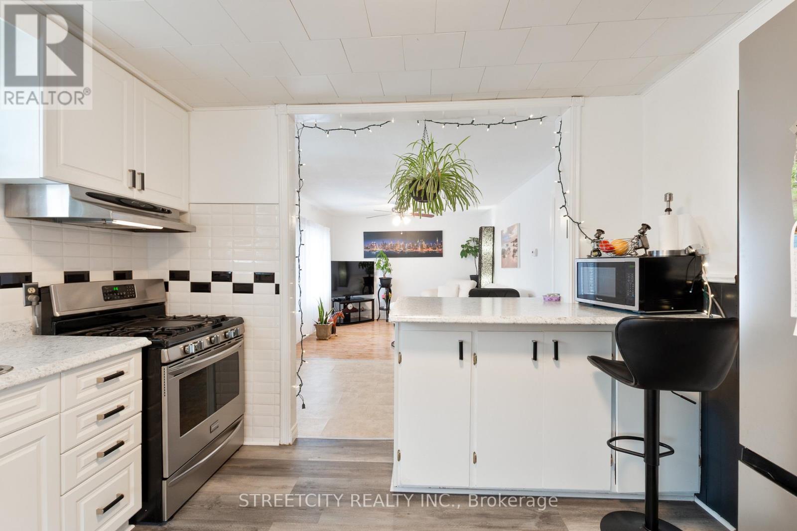 777 Hounsfield Street, Woodstock, Ontario  N4S 1P6 - Photo 17 - X12810804