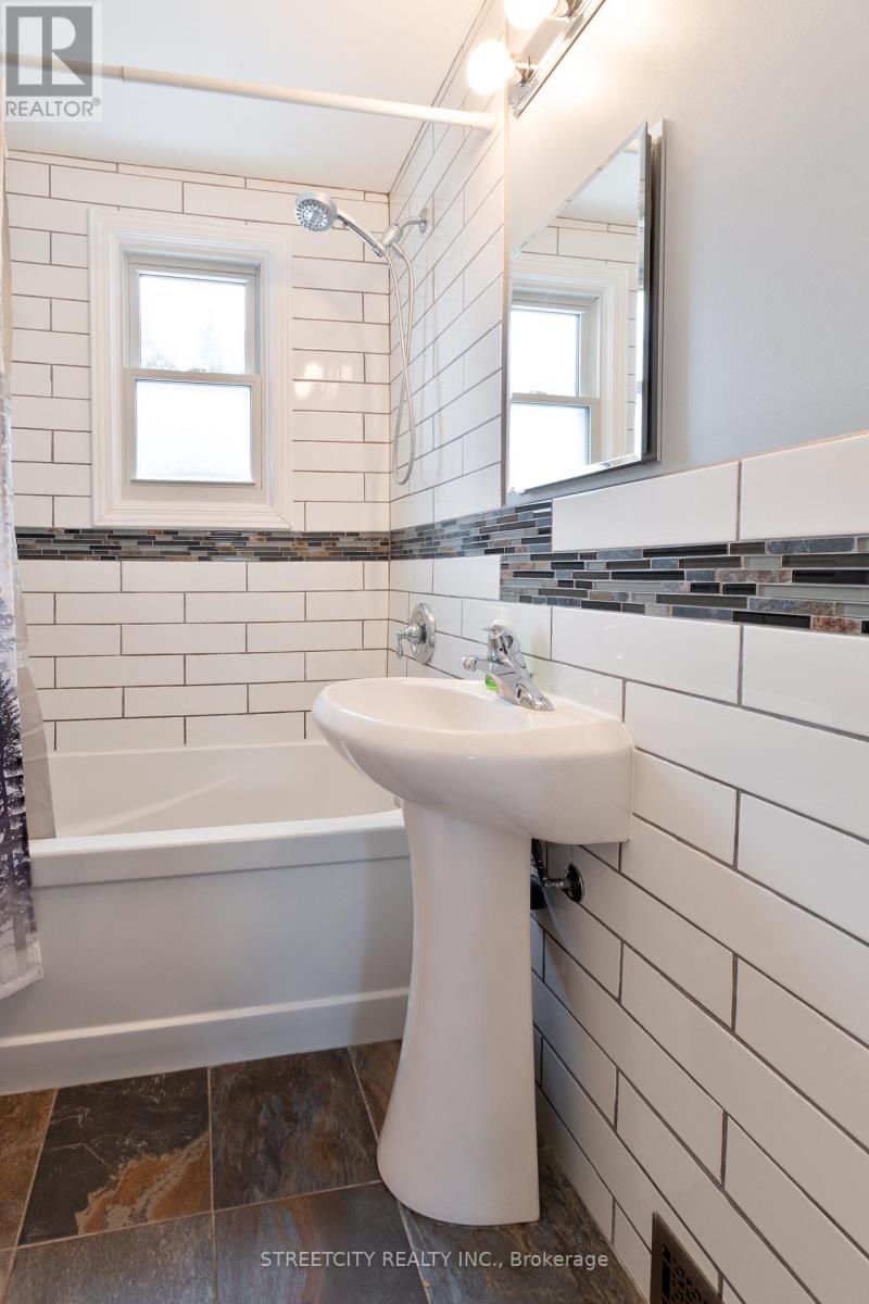 777 Hounsfield Street, Woodstock, Ontario  N4S 1P6 - Photo 22 - X12810804