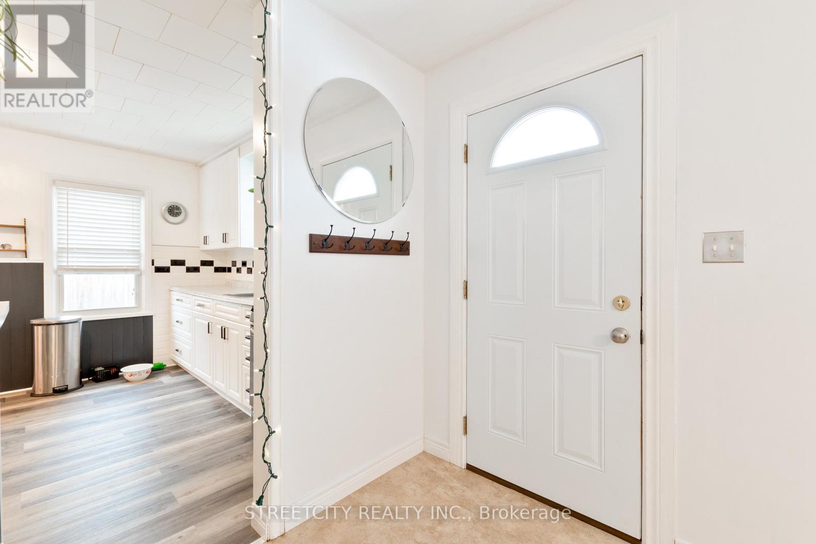 777 Hounsfield Street, Woodstock, Ontario  N4S 1P6 - Photo 7 - X12810804