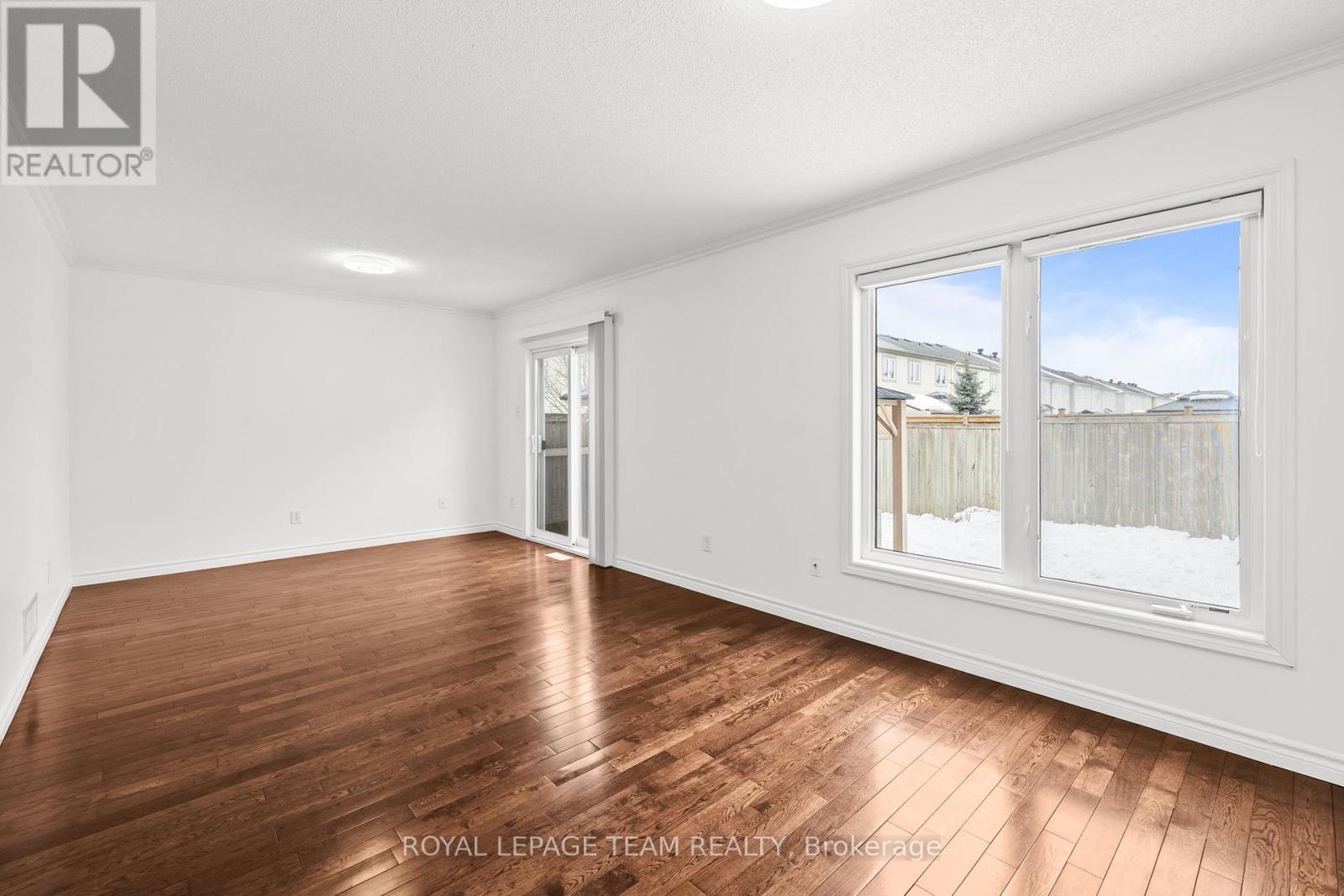 2751 Grand Canal Street, Ottawa, Ontario  K2J 0T1 - Photo 5 - X12810746